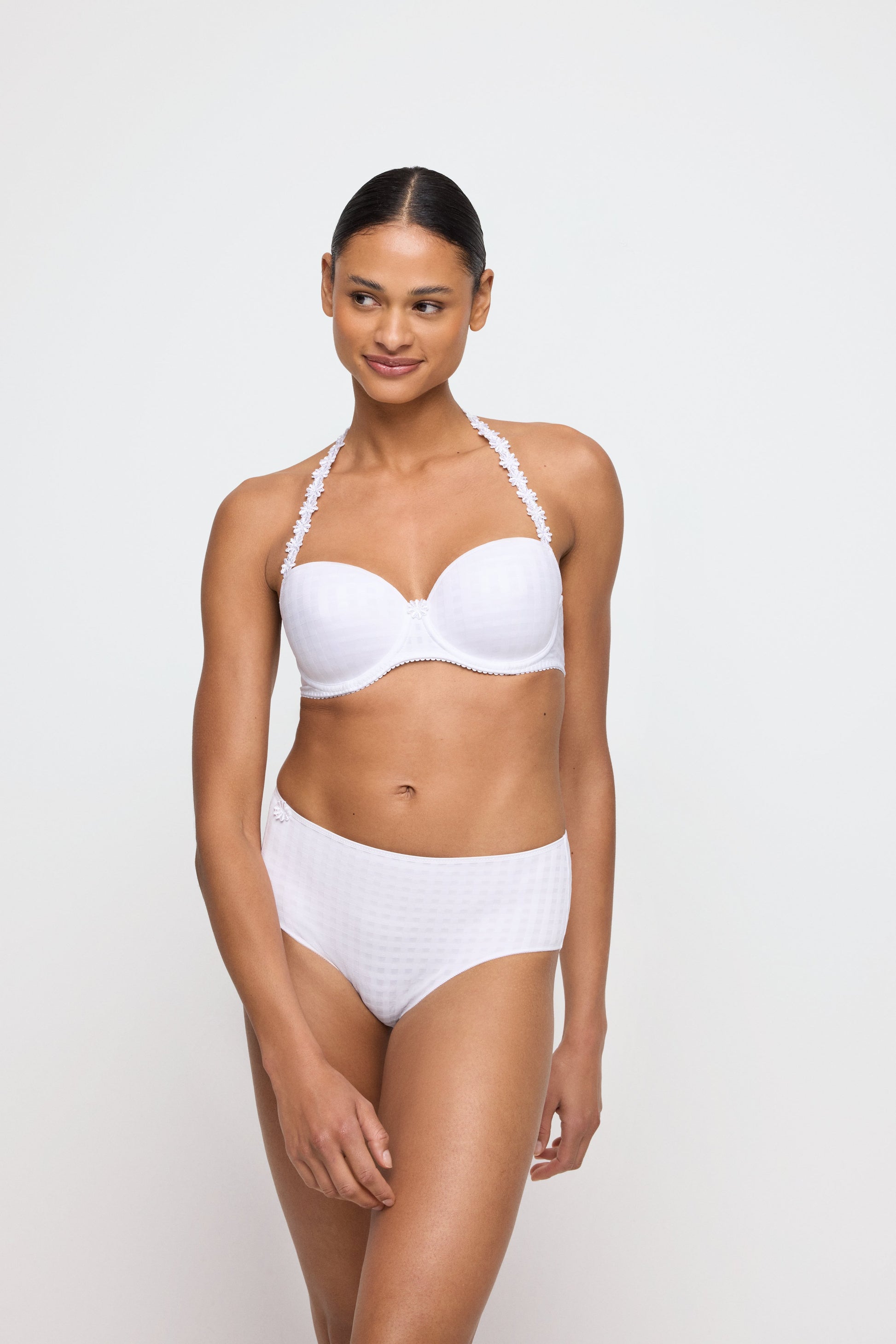 AVERO weiss Taillenslip (Wit)