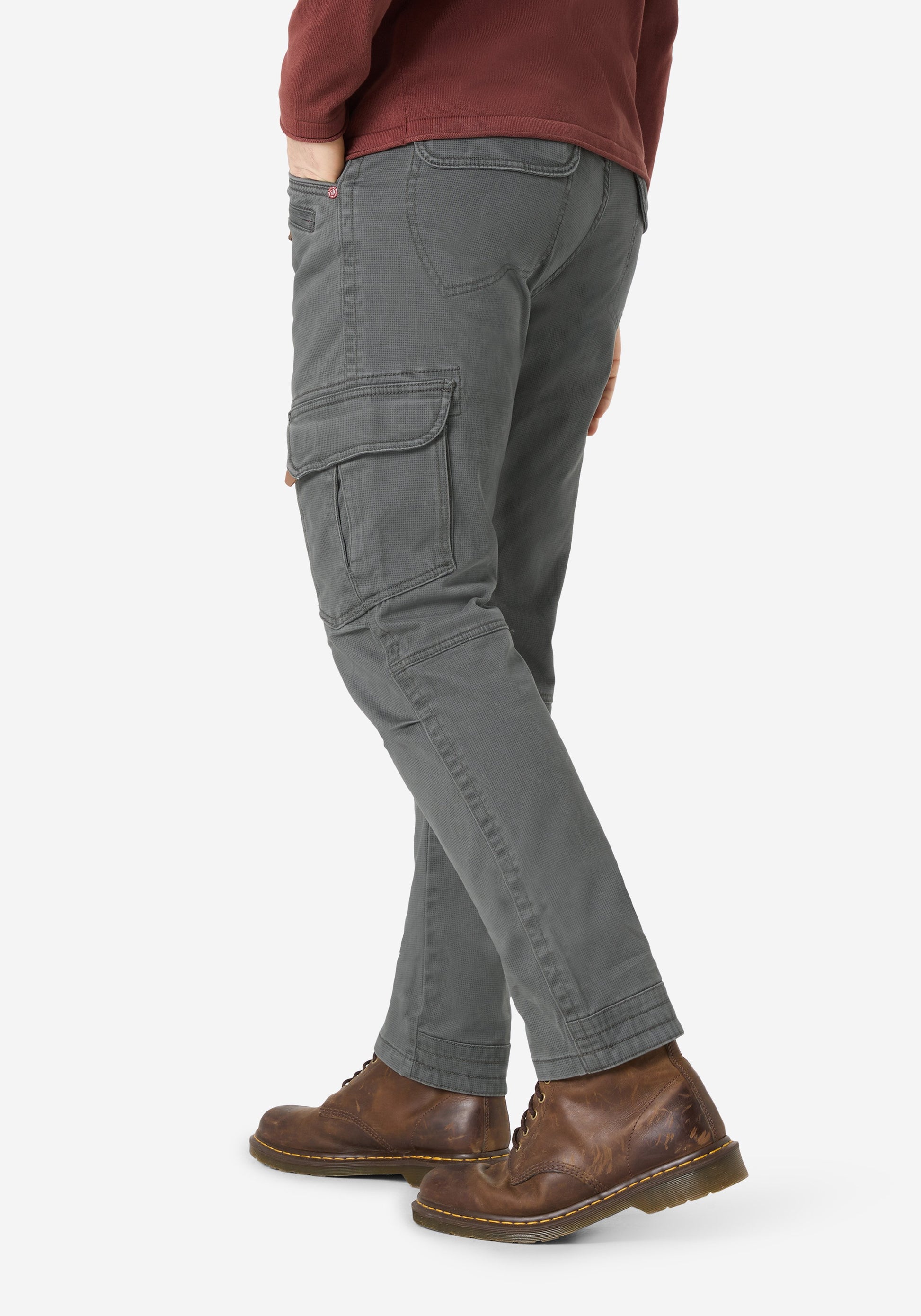 Regular BenTZ (Grey Minimal)