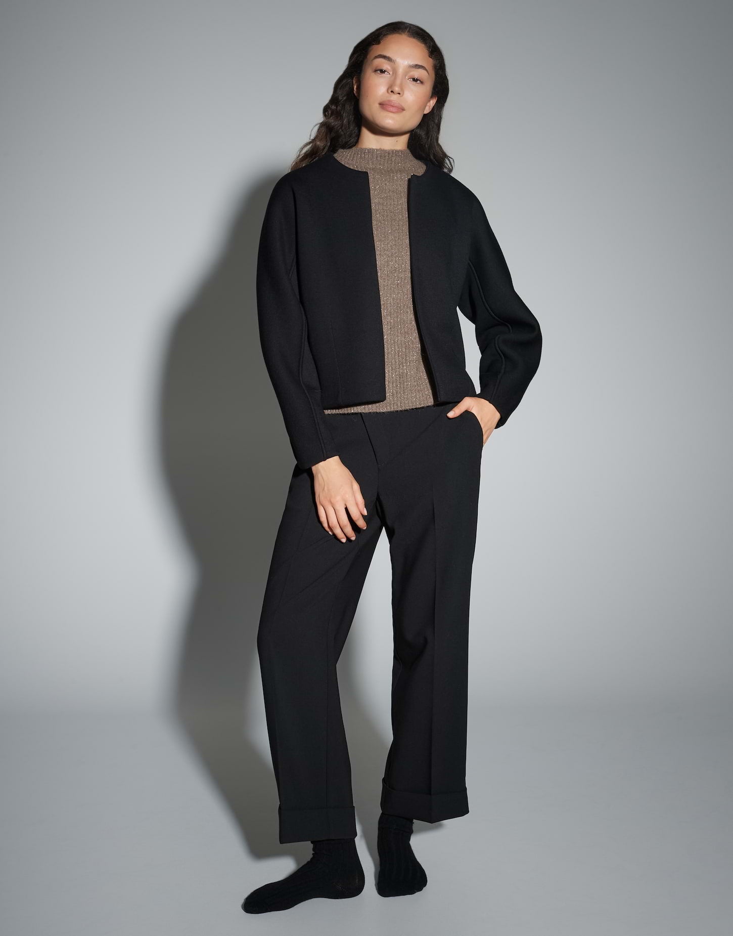 Yanna cashmere (Black)