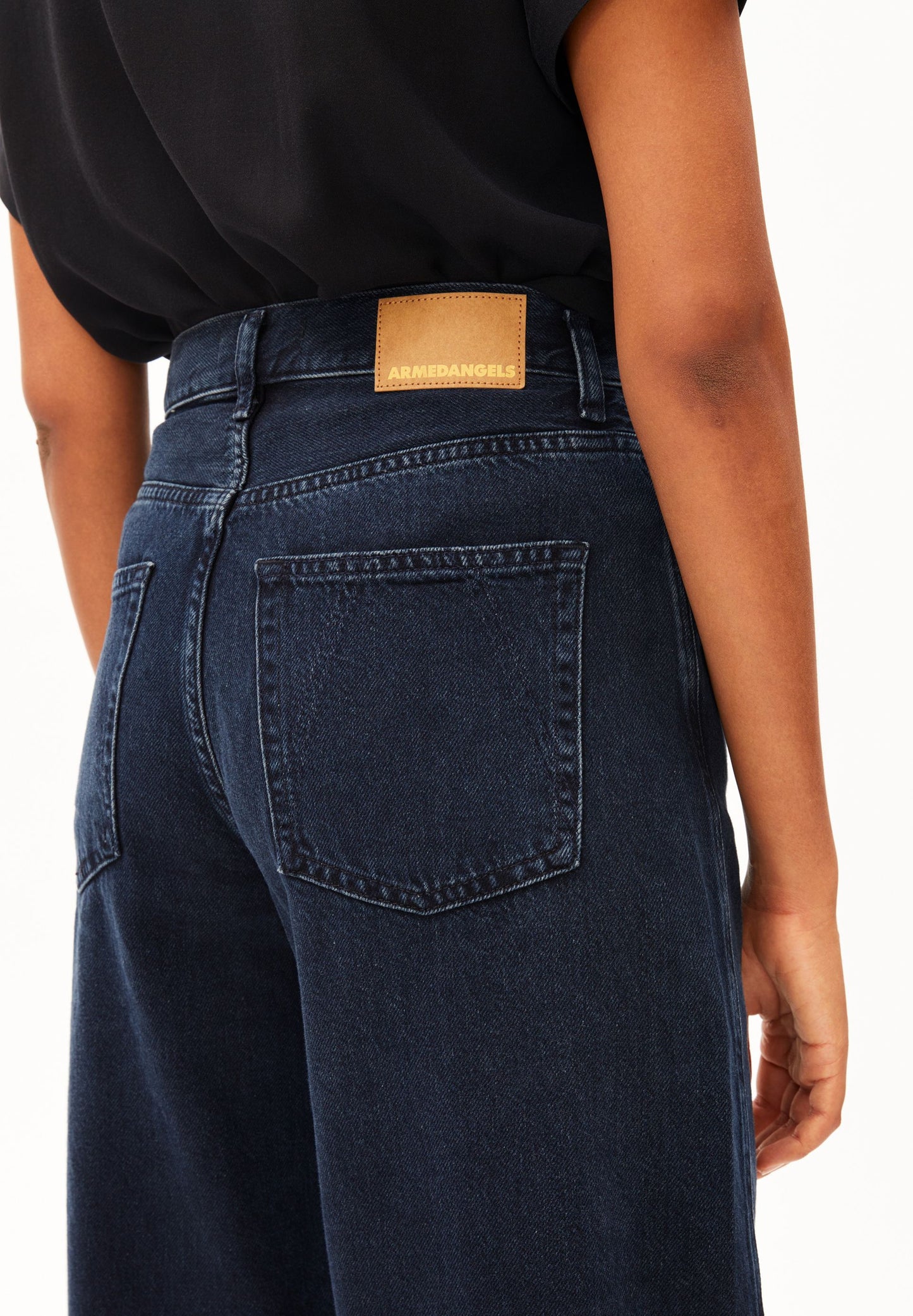 Baarly High Waist Barrel Jean (Fluid Ink)