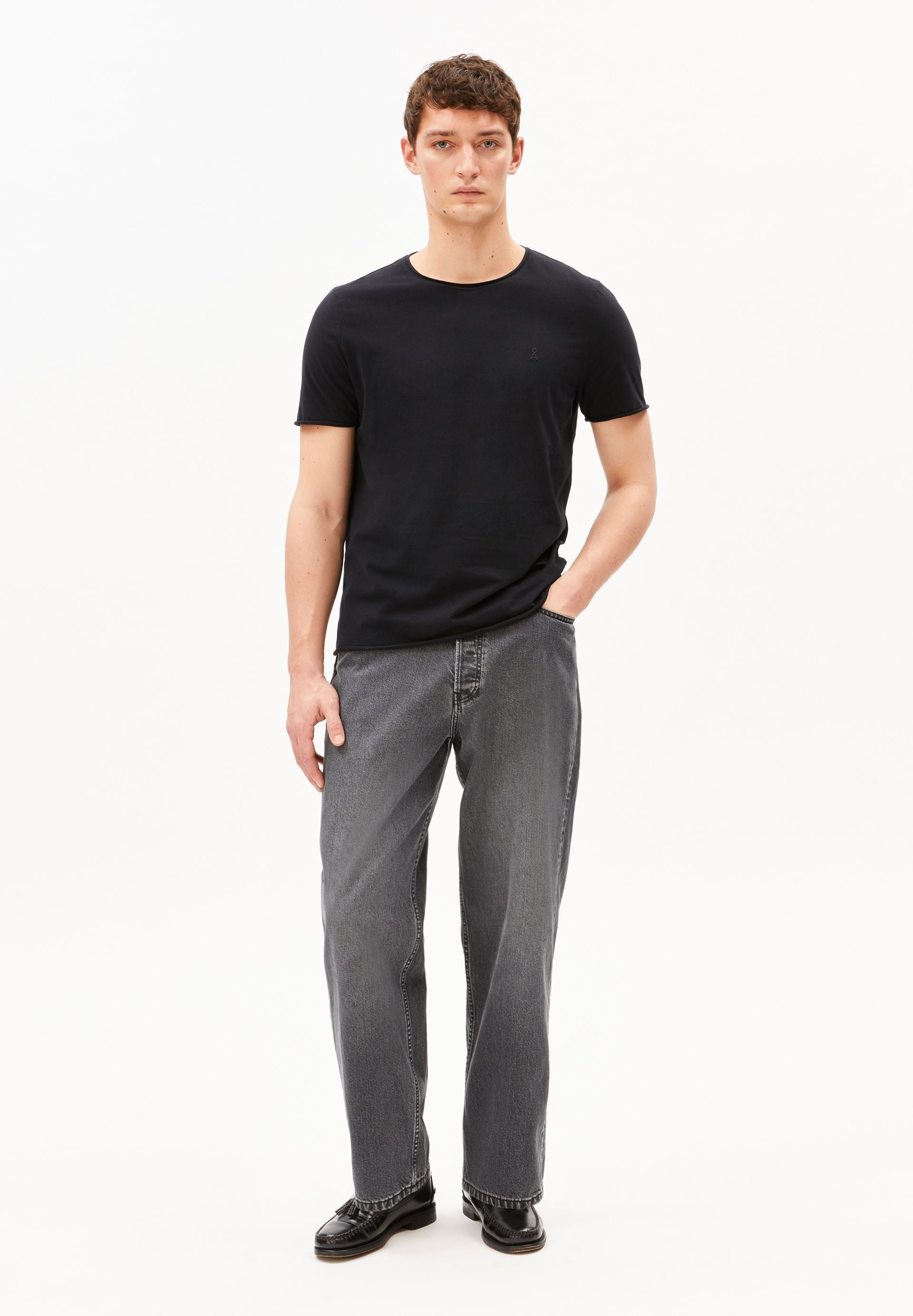 Jaames Brushed T-shirt (Black)