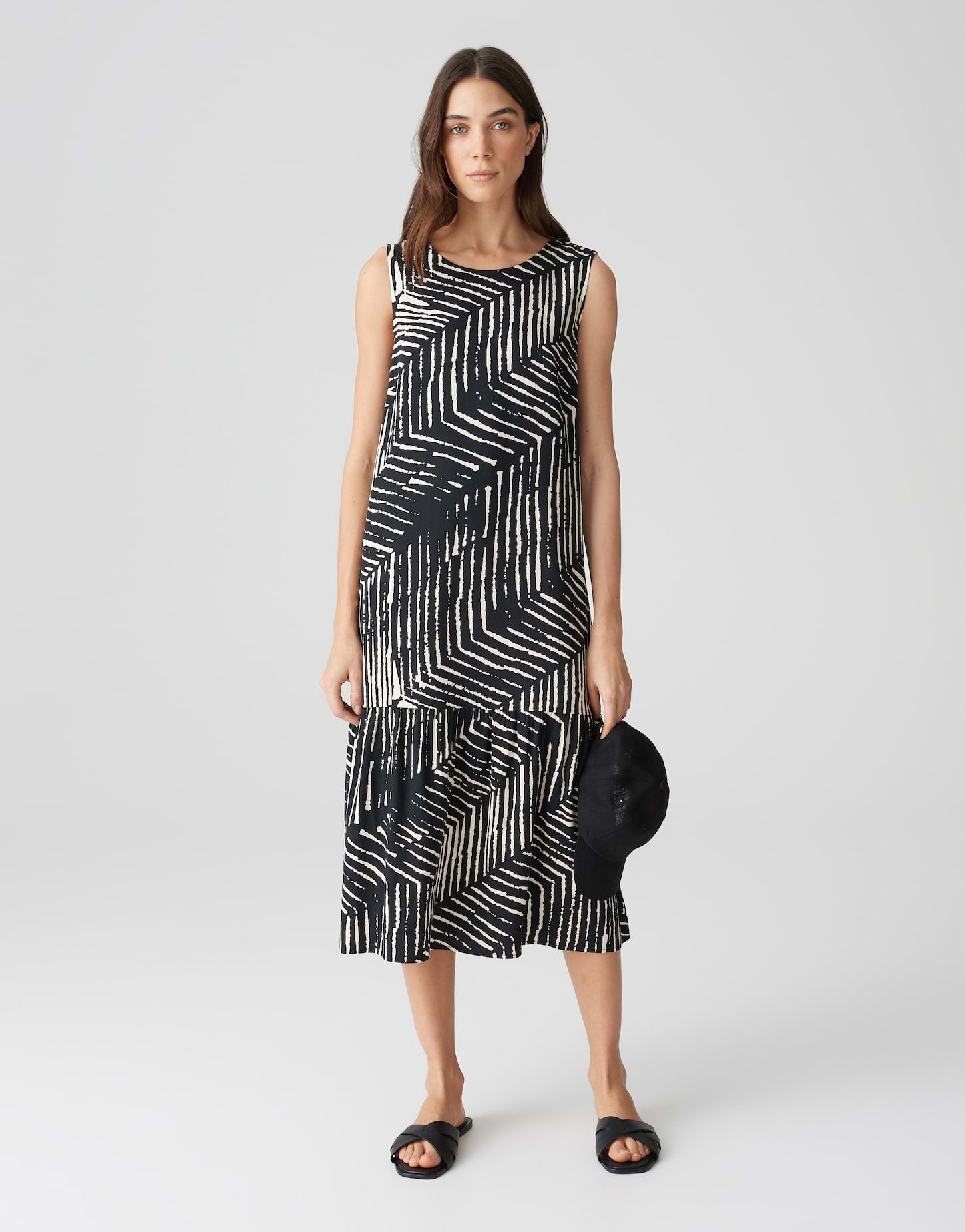 Wicy palm leaves (Black)