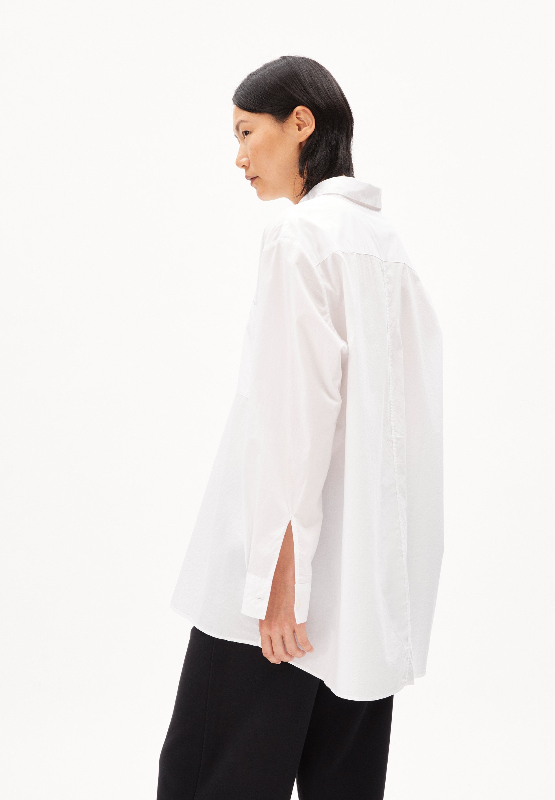 Ealgaa (White)