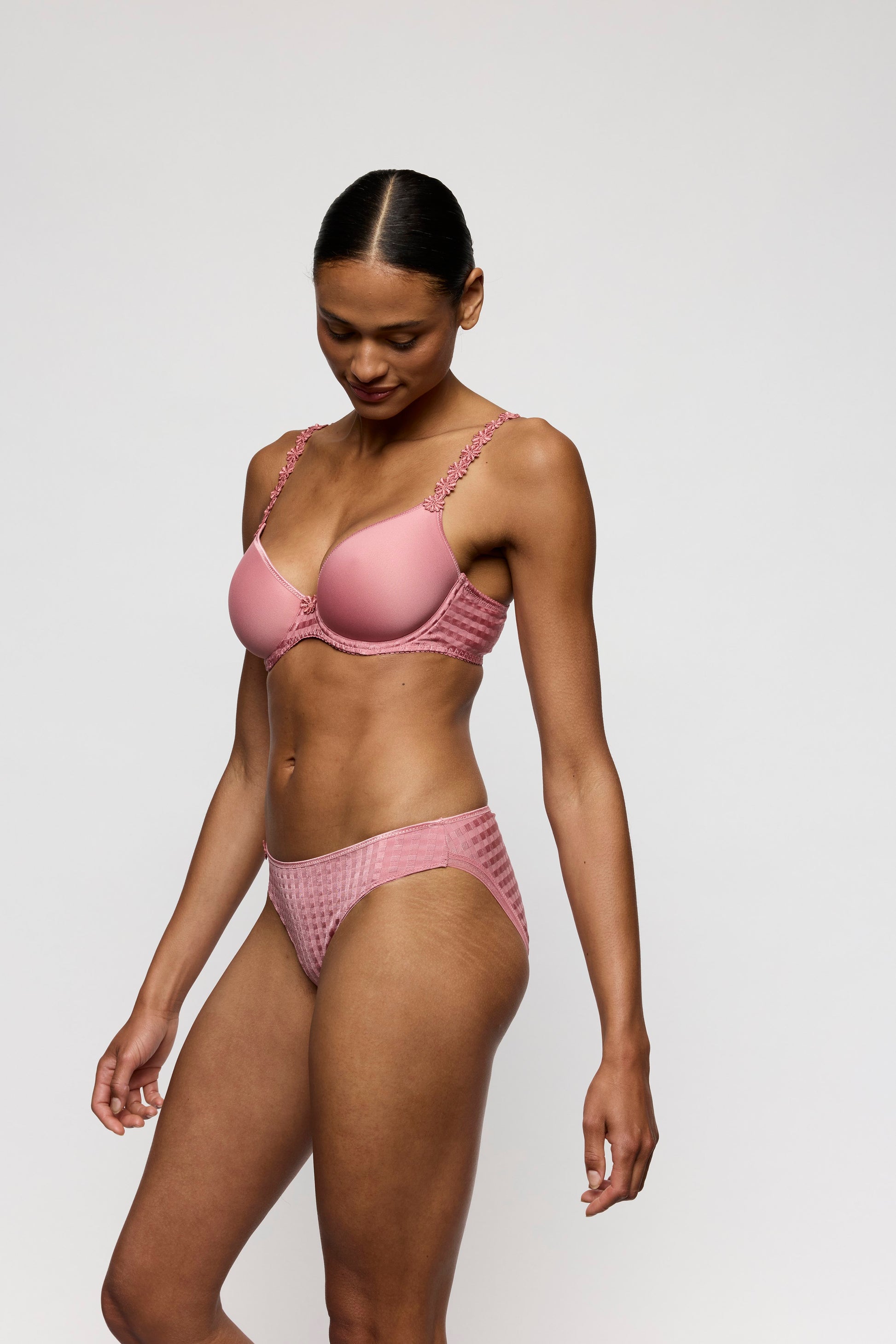AVERO Ballet Pink Vollschalen-BH Spacer (Btp)