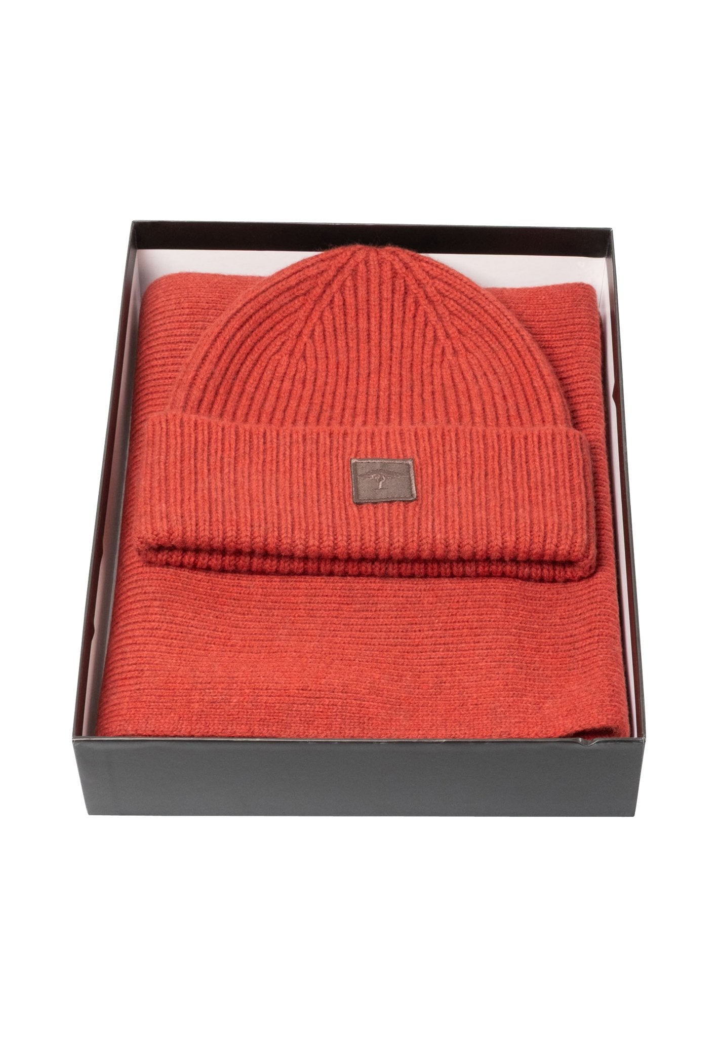 SET Beanie & Scarf (Garnet Red)