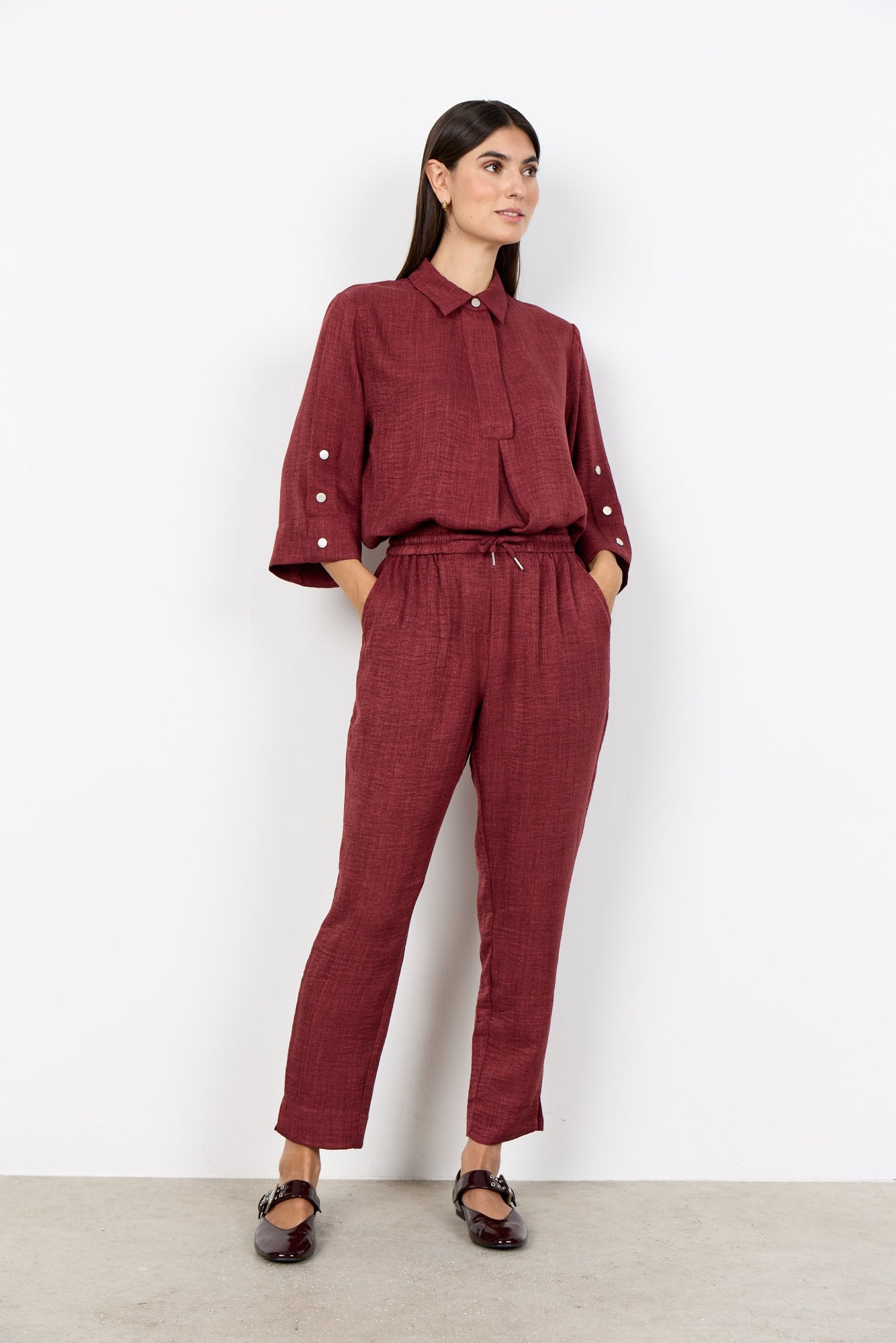 Sc-charissa 2-b (Oxblood Re)