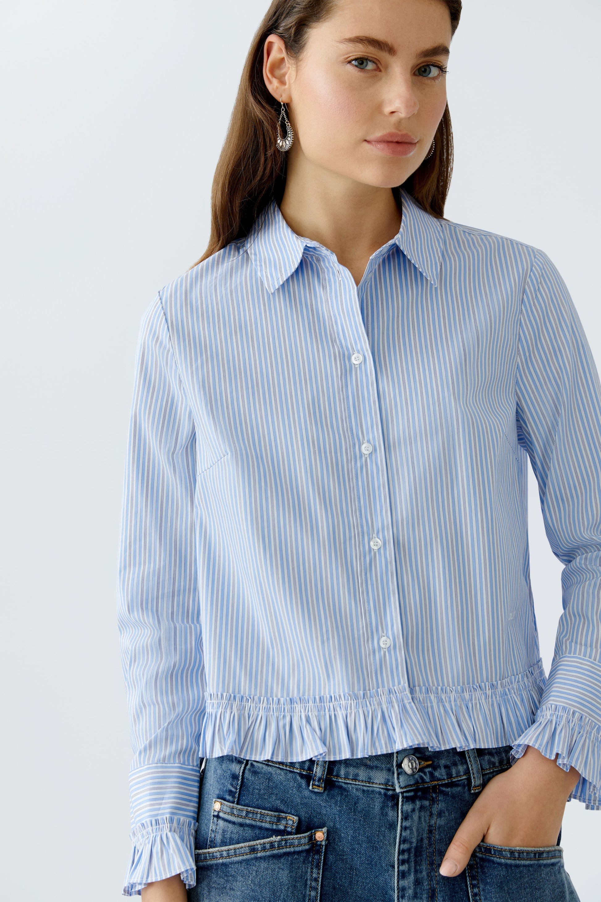 Bluse (Lt Blue White)
