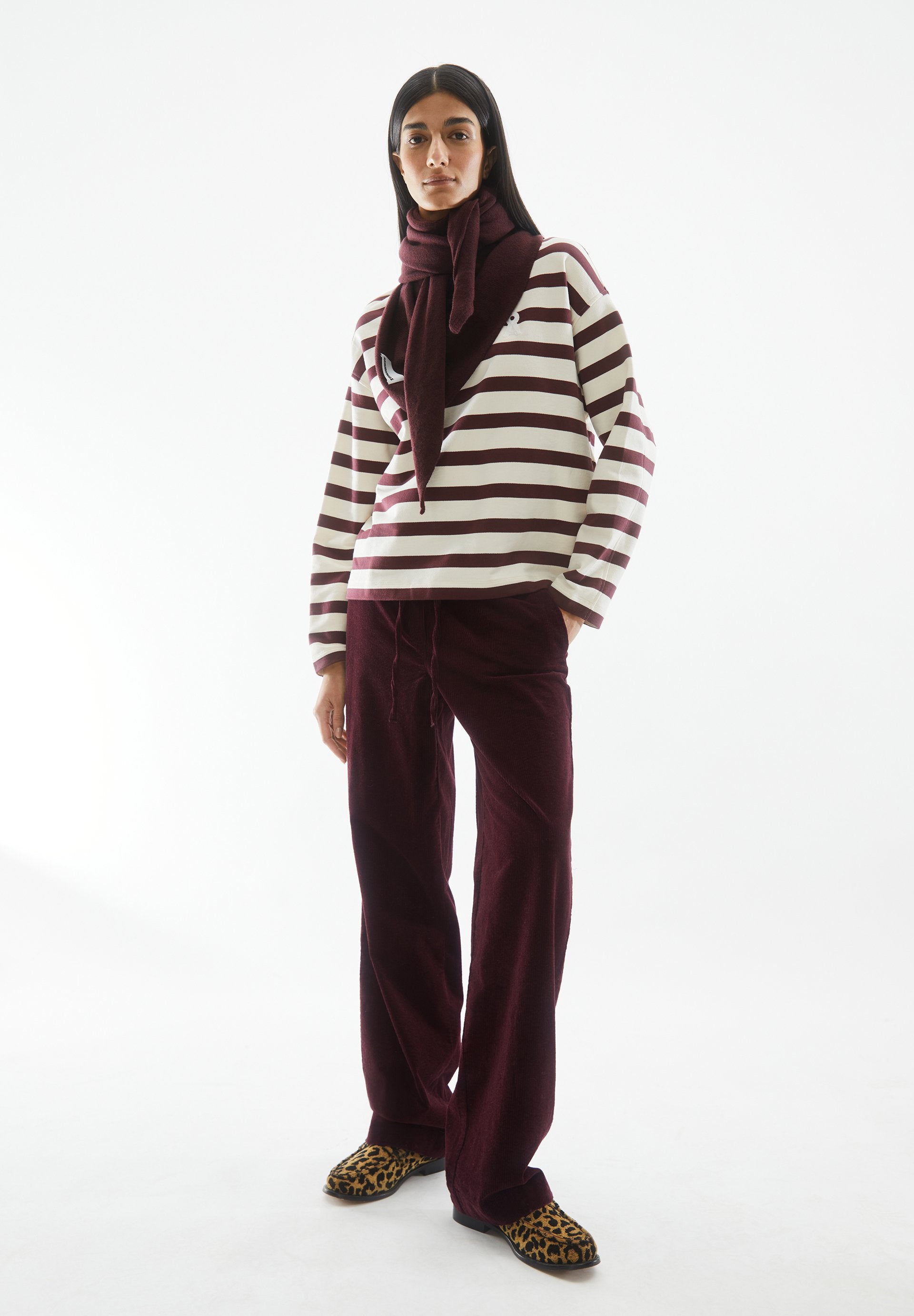 Jaimilaa Corduroy (Dark Cranberry)