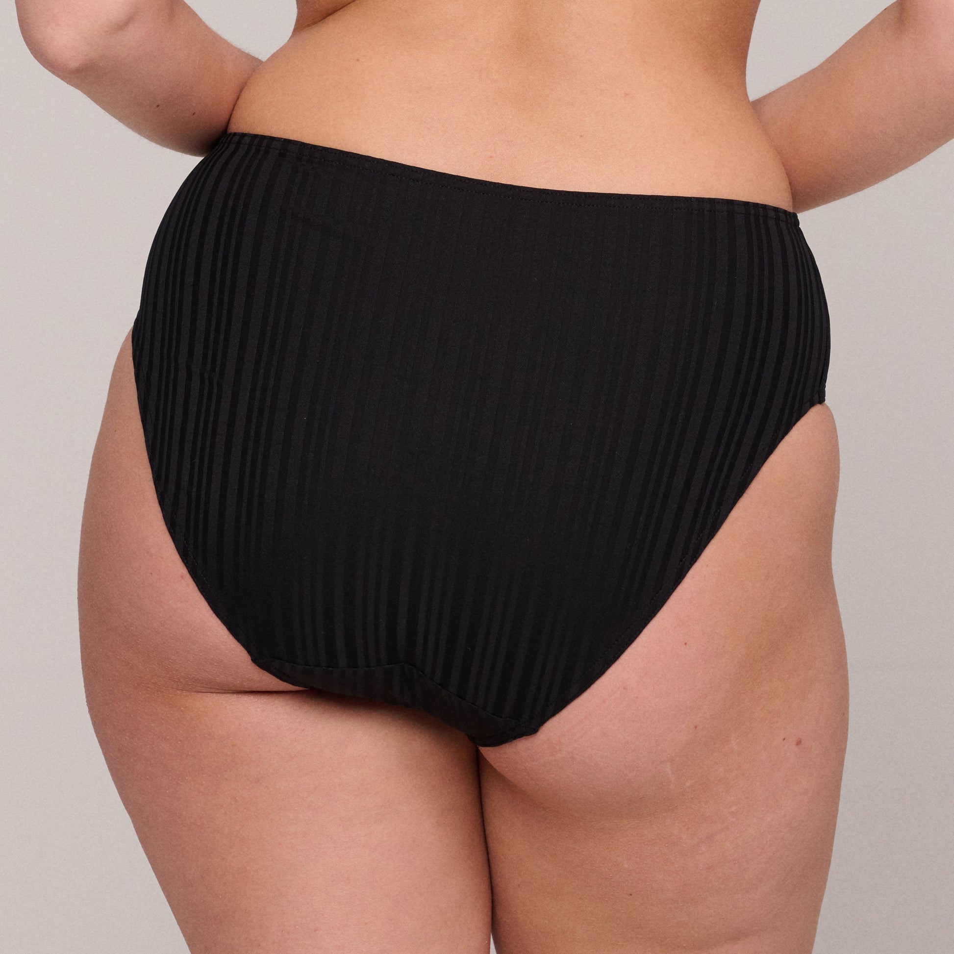 KIRUNA schwarz Bikini Taillenslip (Zwa)