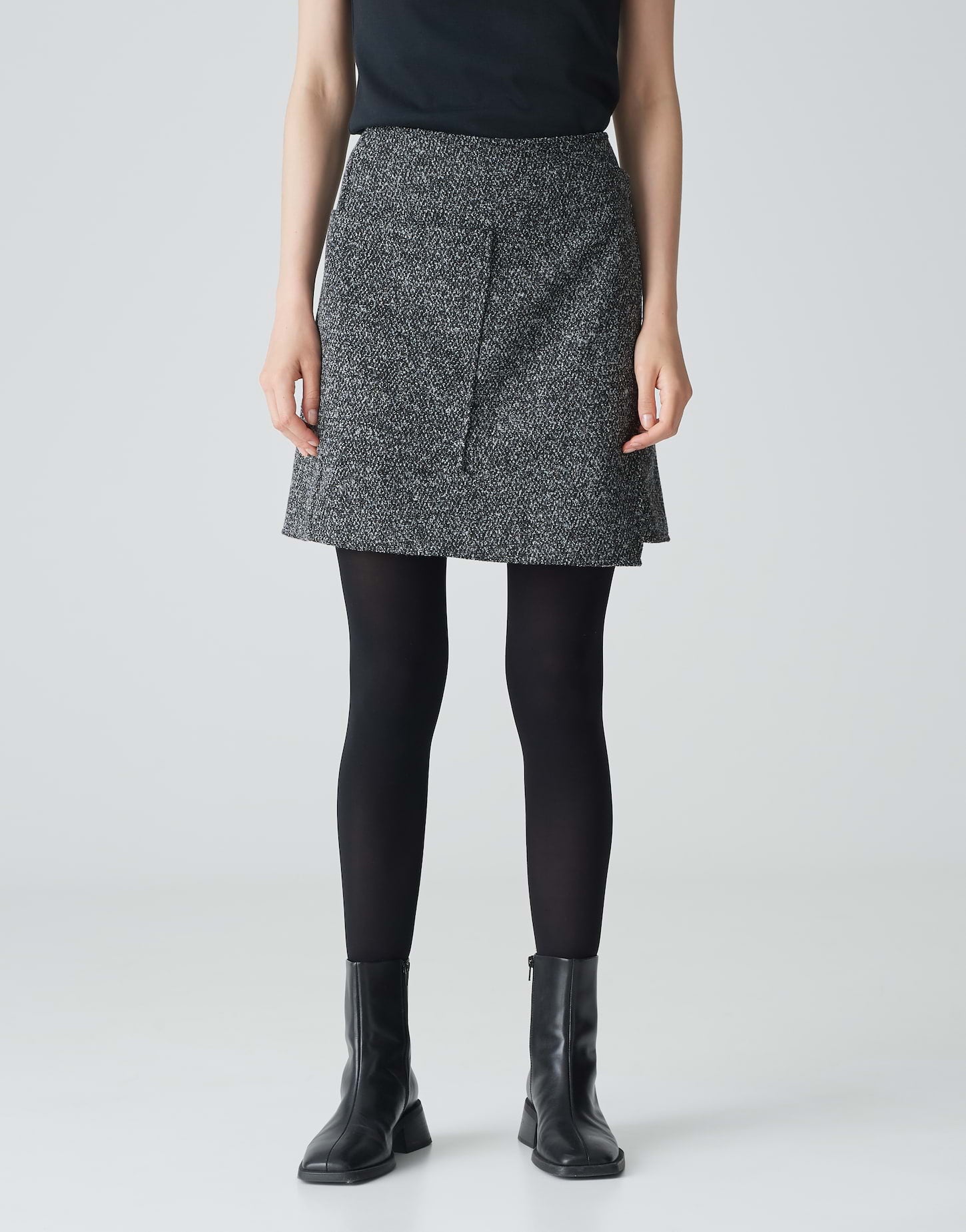 Roani boucle (Black)