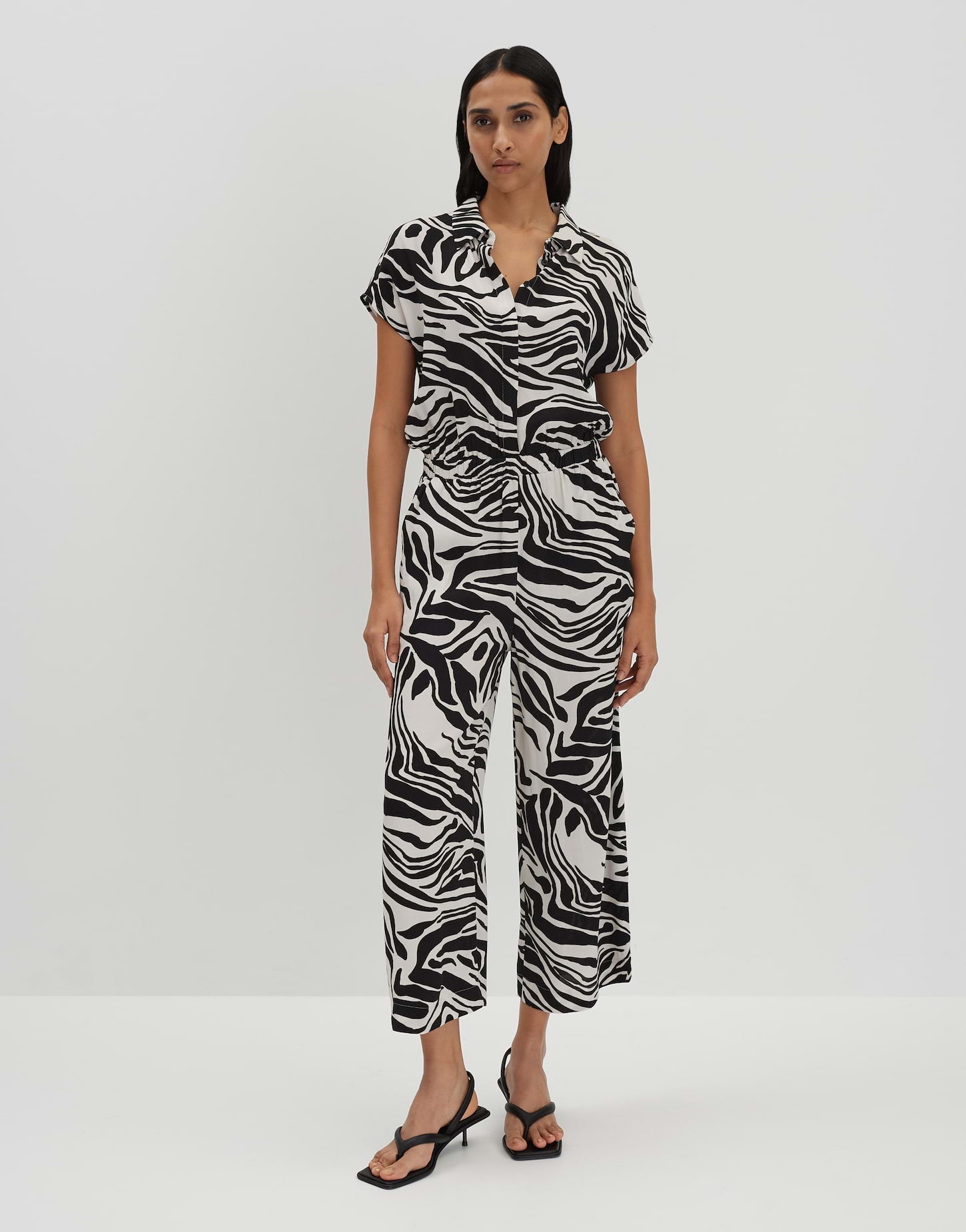 Cetara (Black)