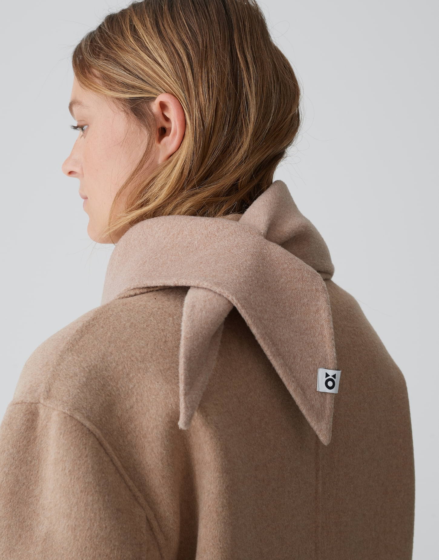 Alille scarf (Macadamia)
