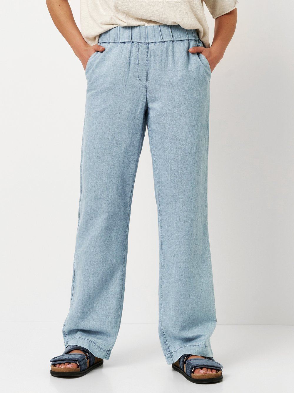 Pia Wide (Blue Bleached)