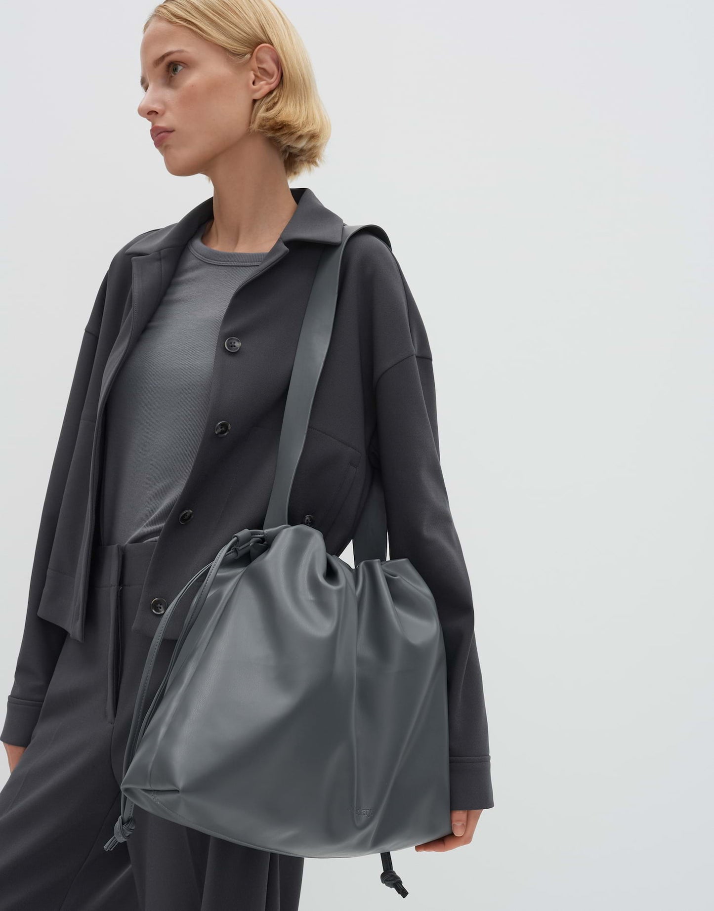 Berua bag (Coal Dust)