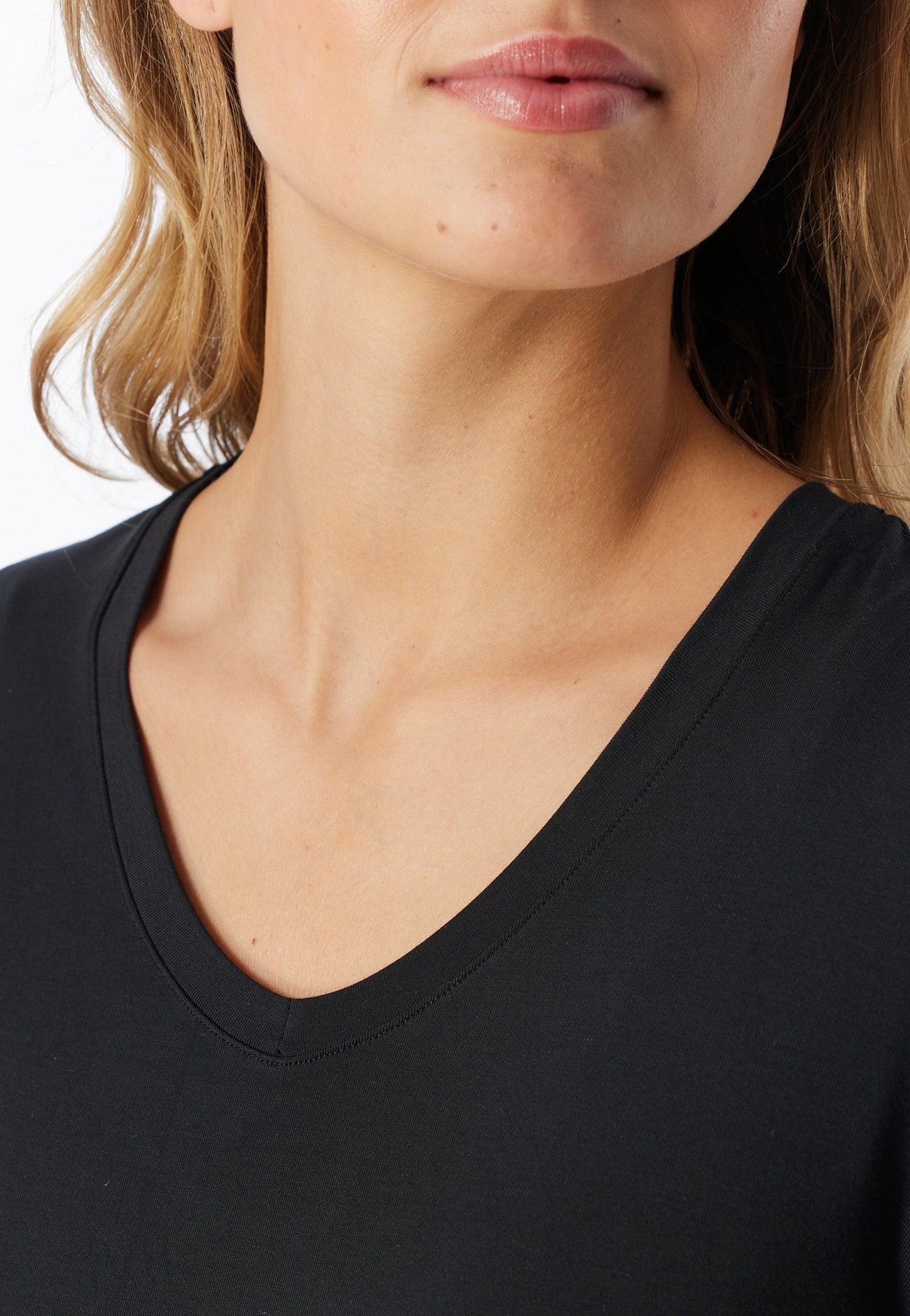 T-Shirt V-Ausschnitt (Schwarz)
