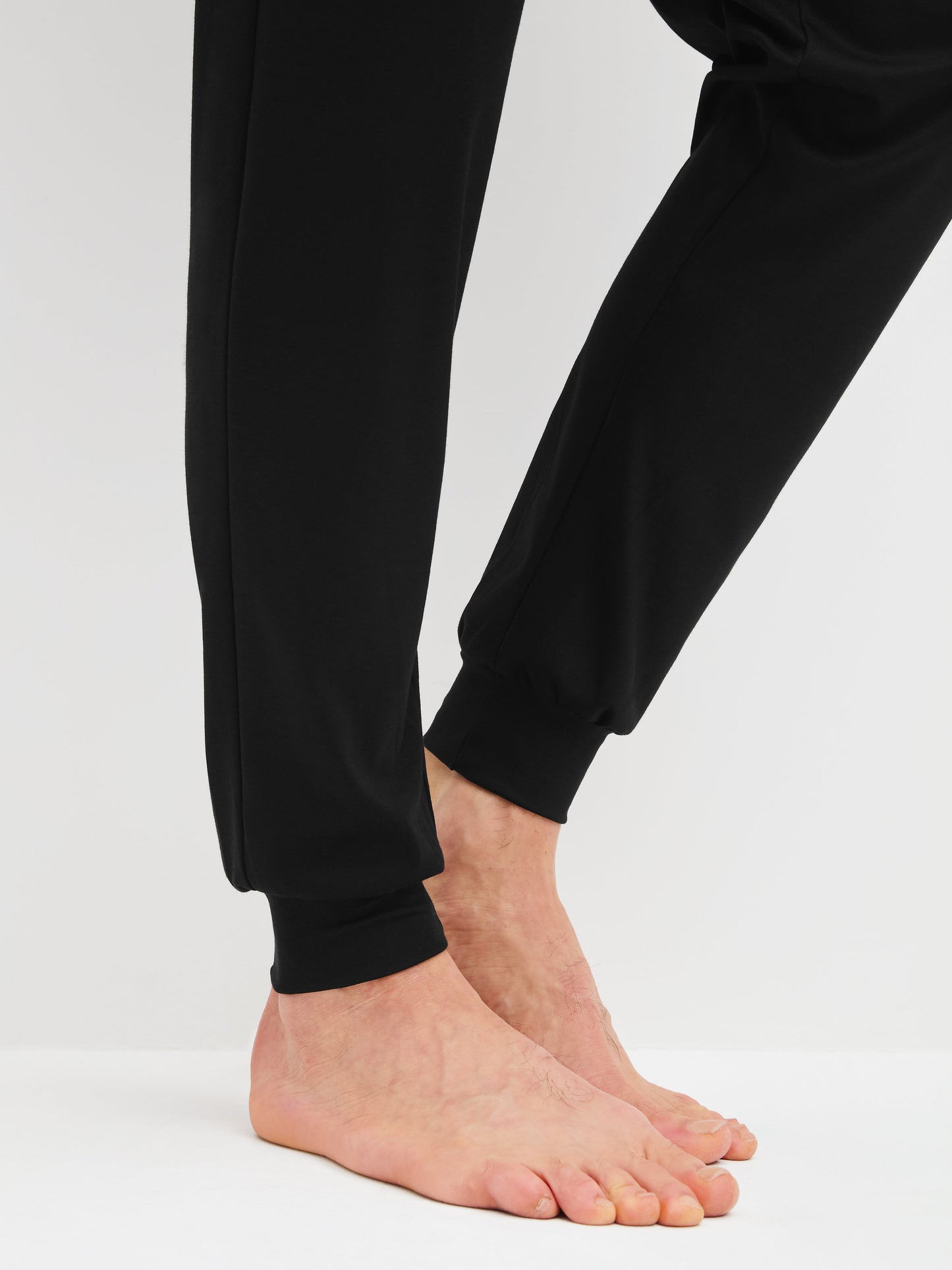 HERREN Pyjama mit Bündchen (Schwarz)