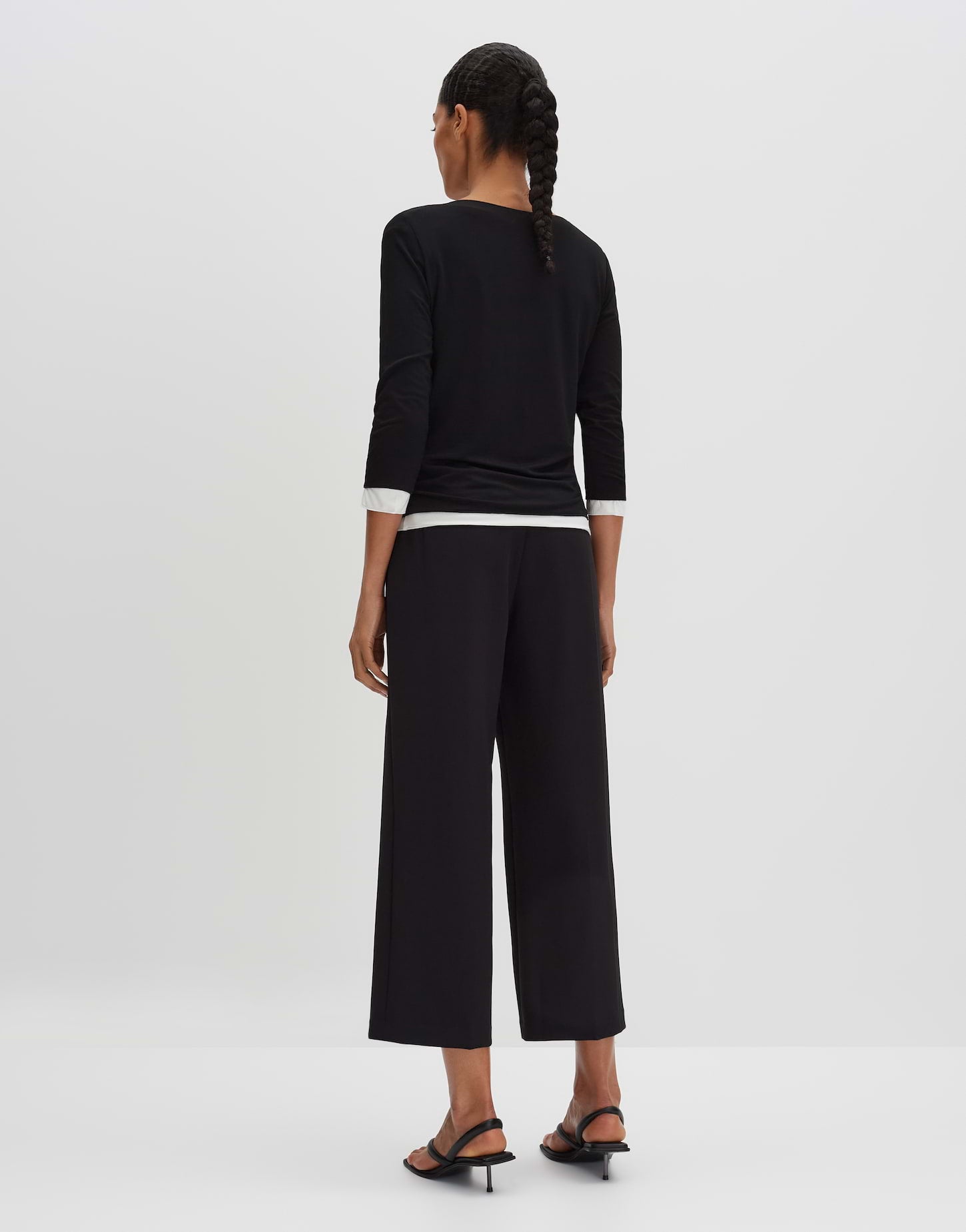Kirosa (Black)
