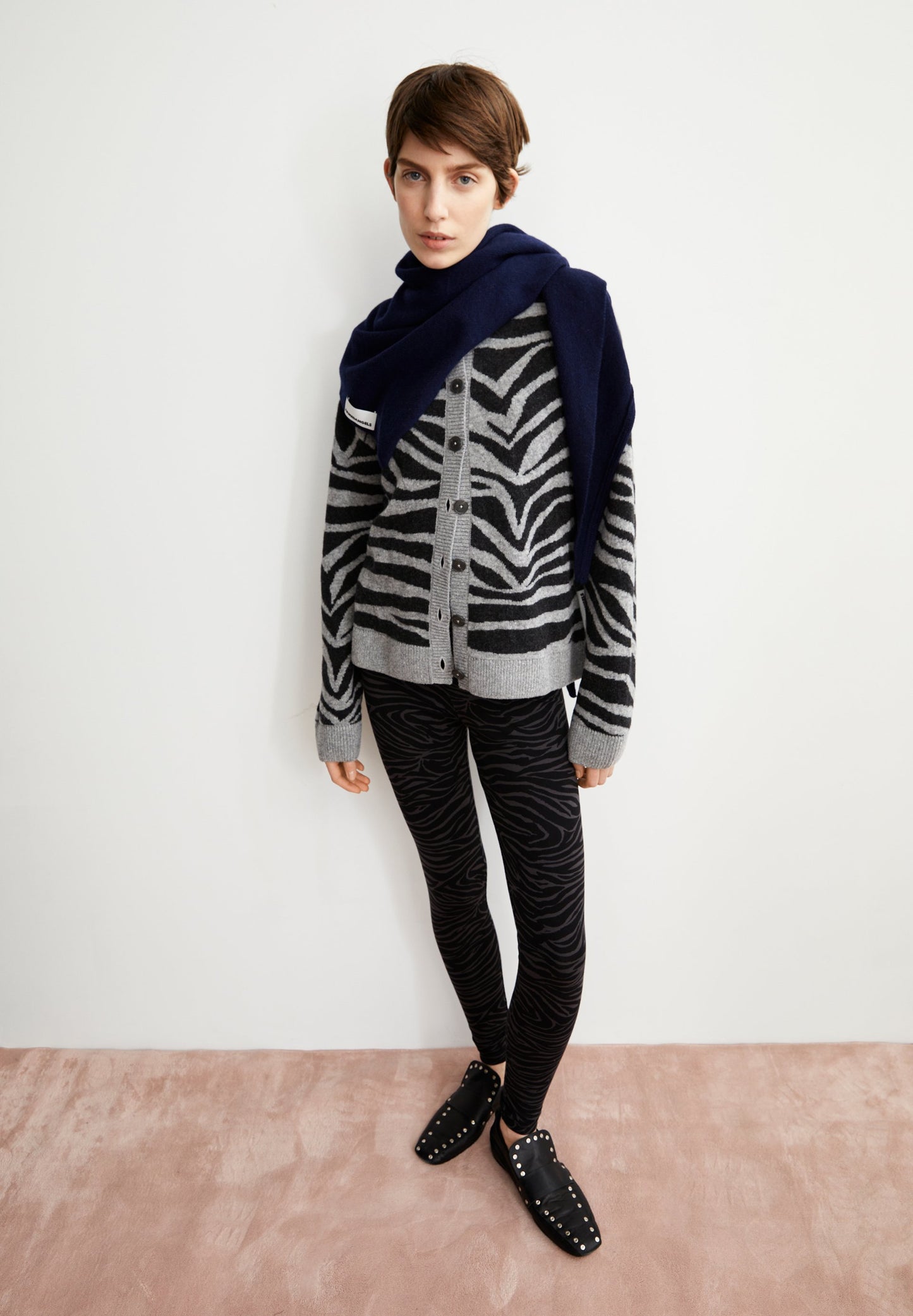 Faribaa Zebraraa (Black)