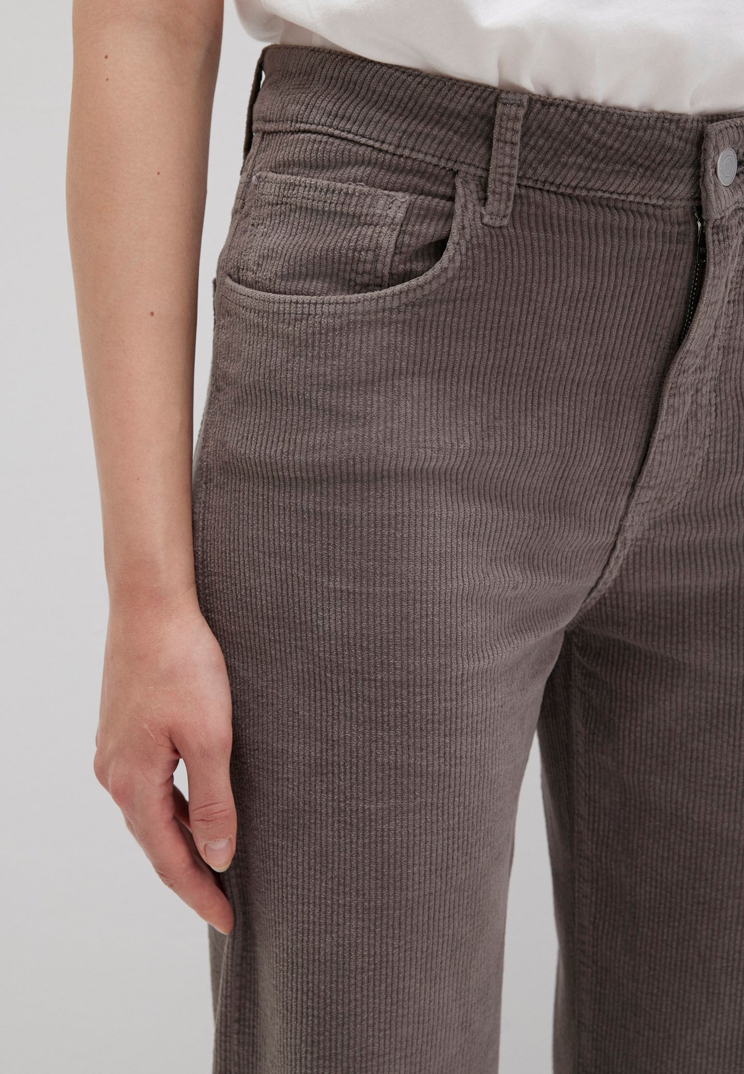 Malibu (Charcoal Gray)