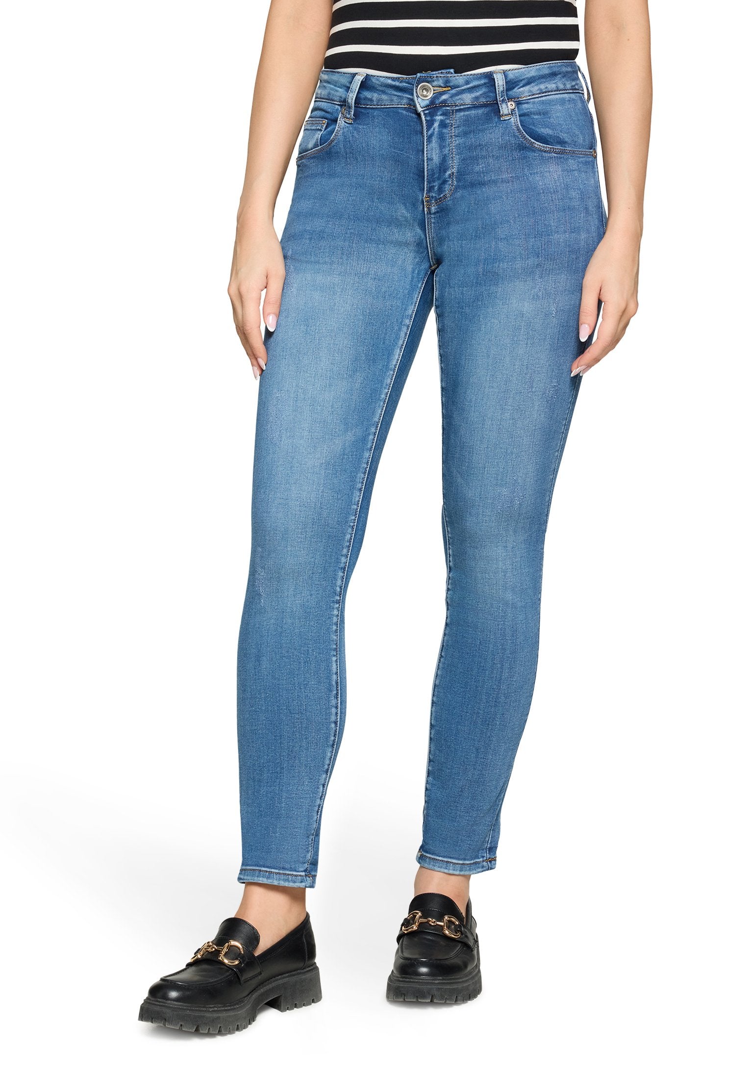 Basic-Jeans (Middle Blue Den)