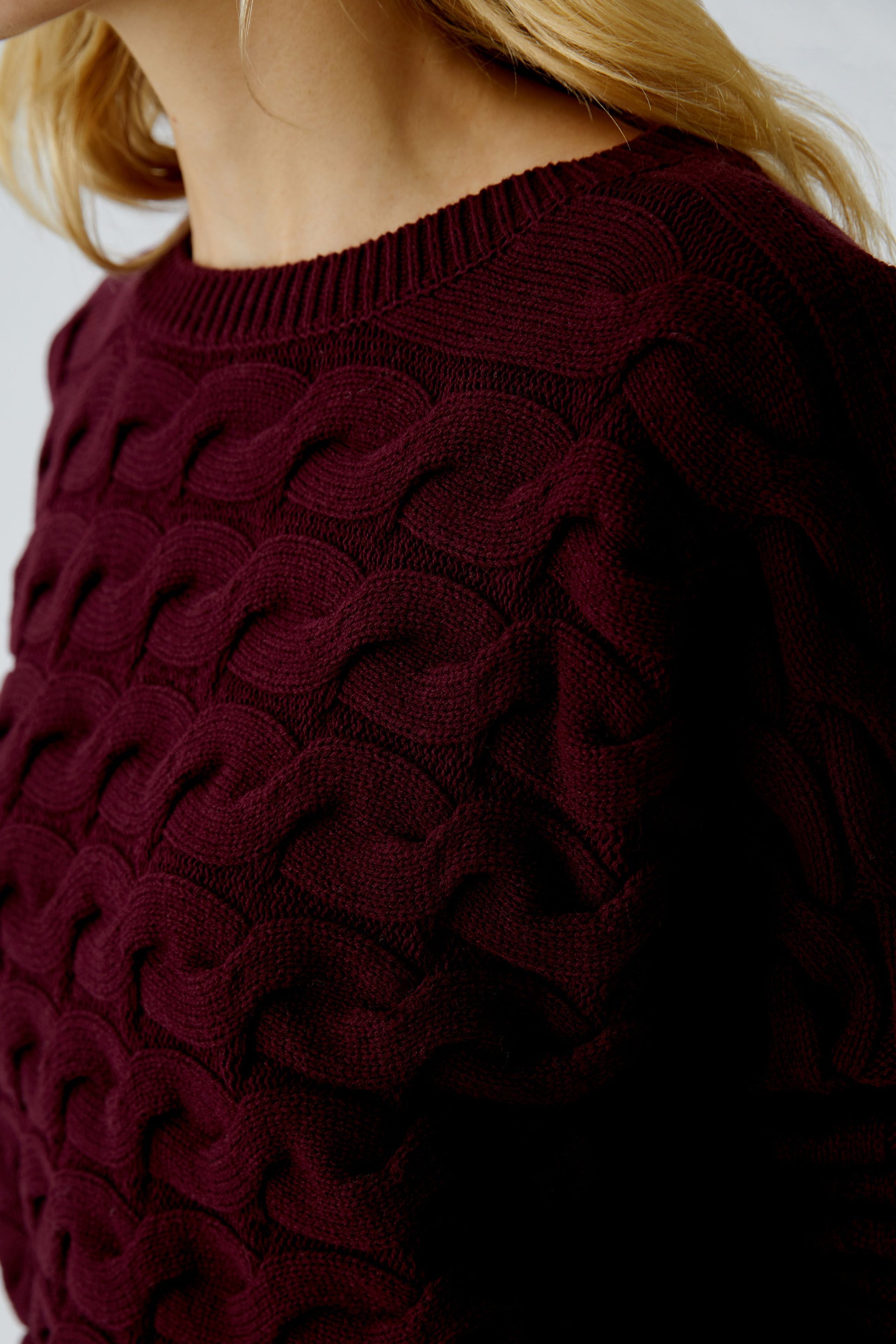 SIRAH Pullover (Bramble Berry)