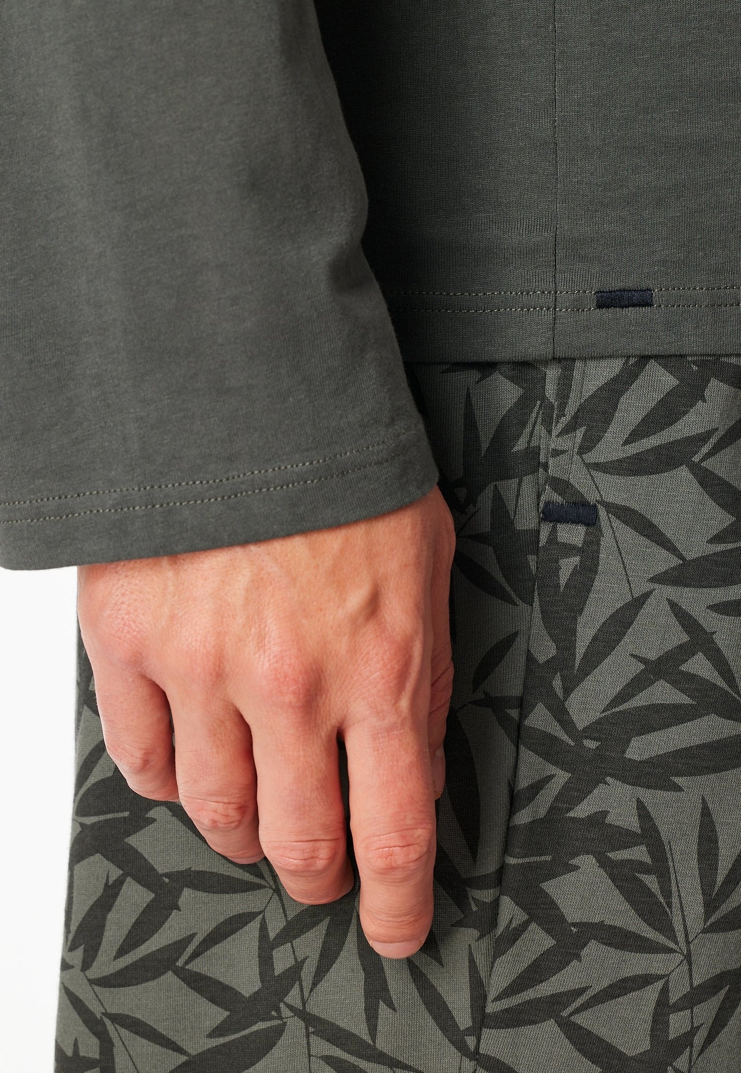 Langarmshirt Knopfleiste (Dunkelgrün)