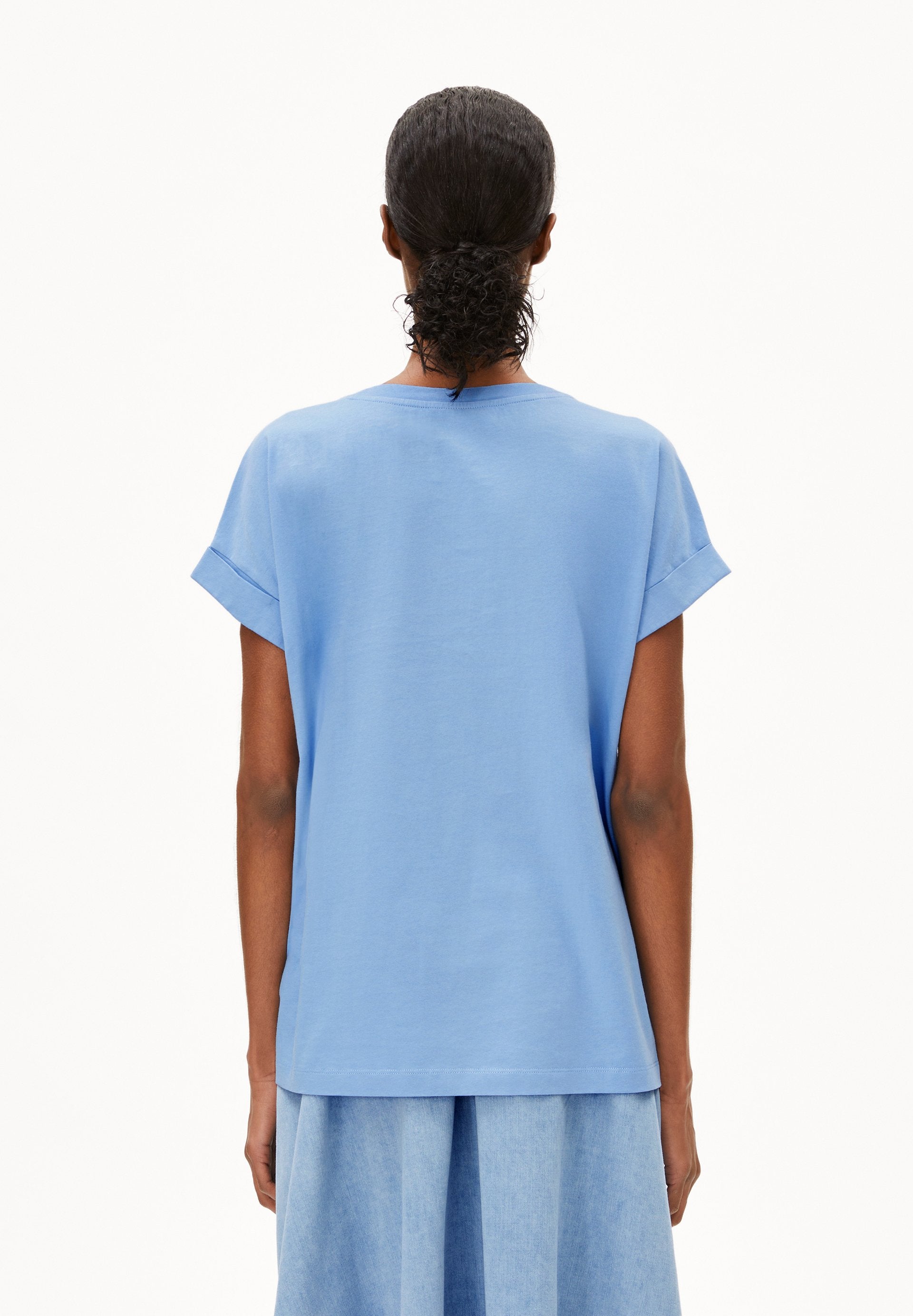 Idaara (Silky Blue)