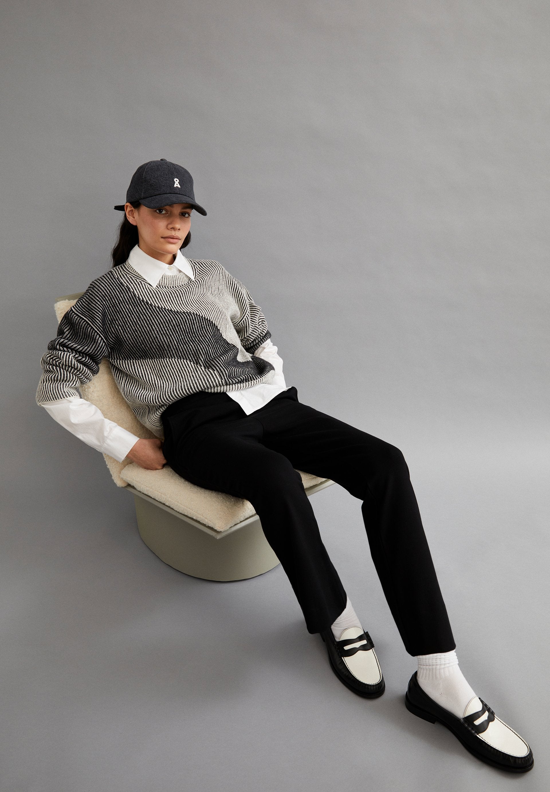 Mayraa Vanise (Black-off White)