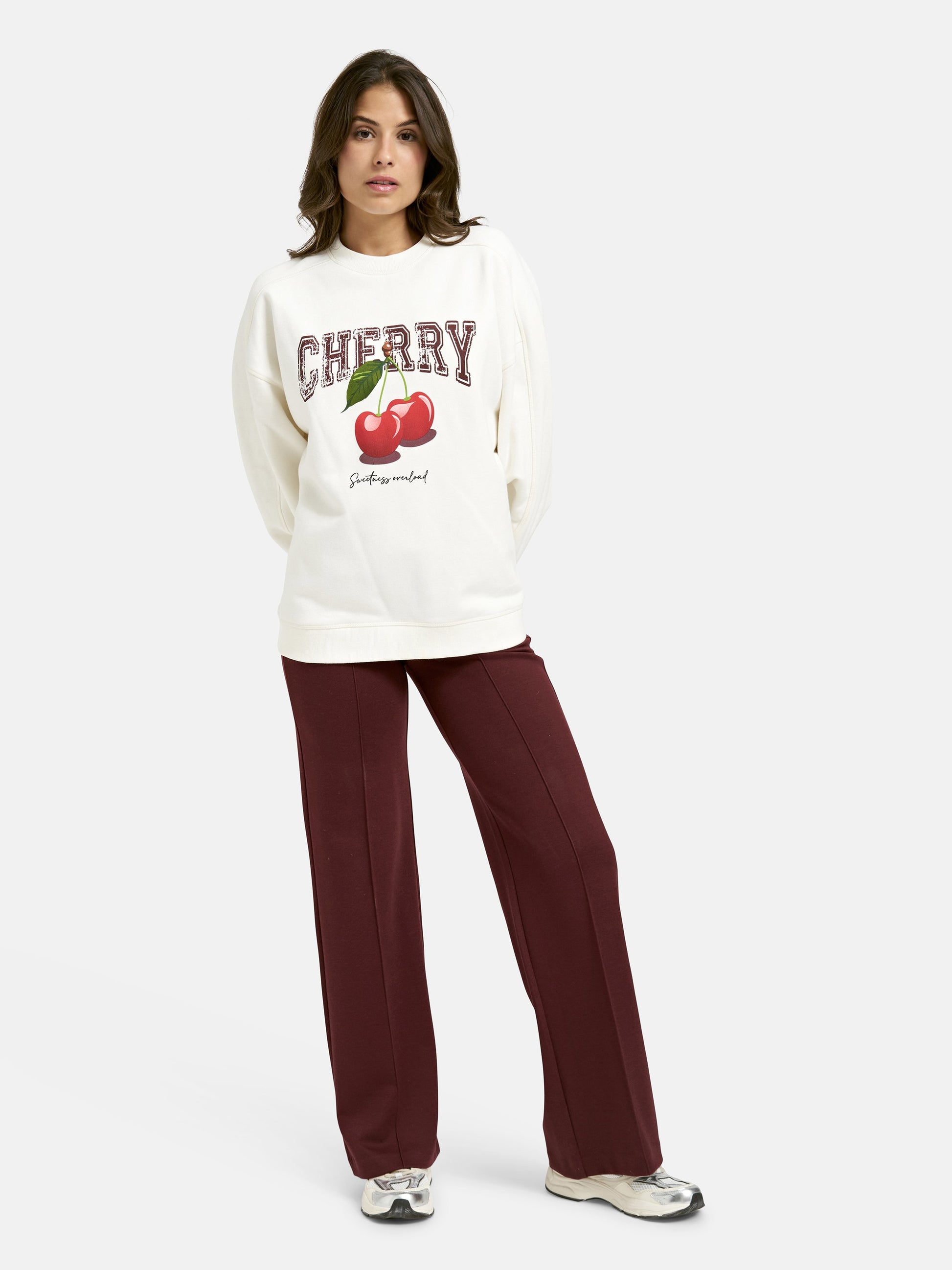 Sweatshirt Cherry Print (Cream White)