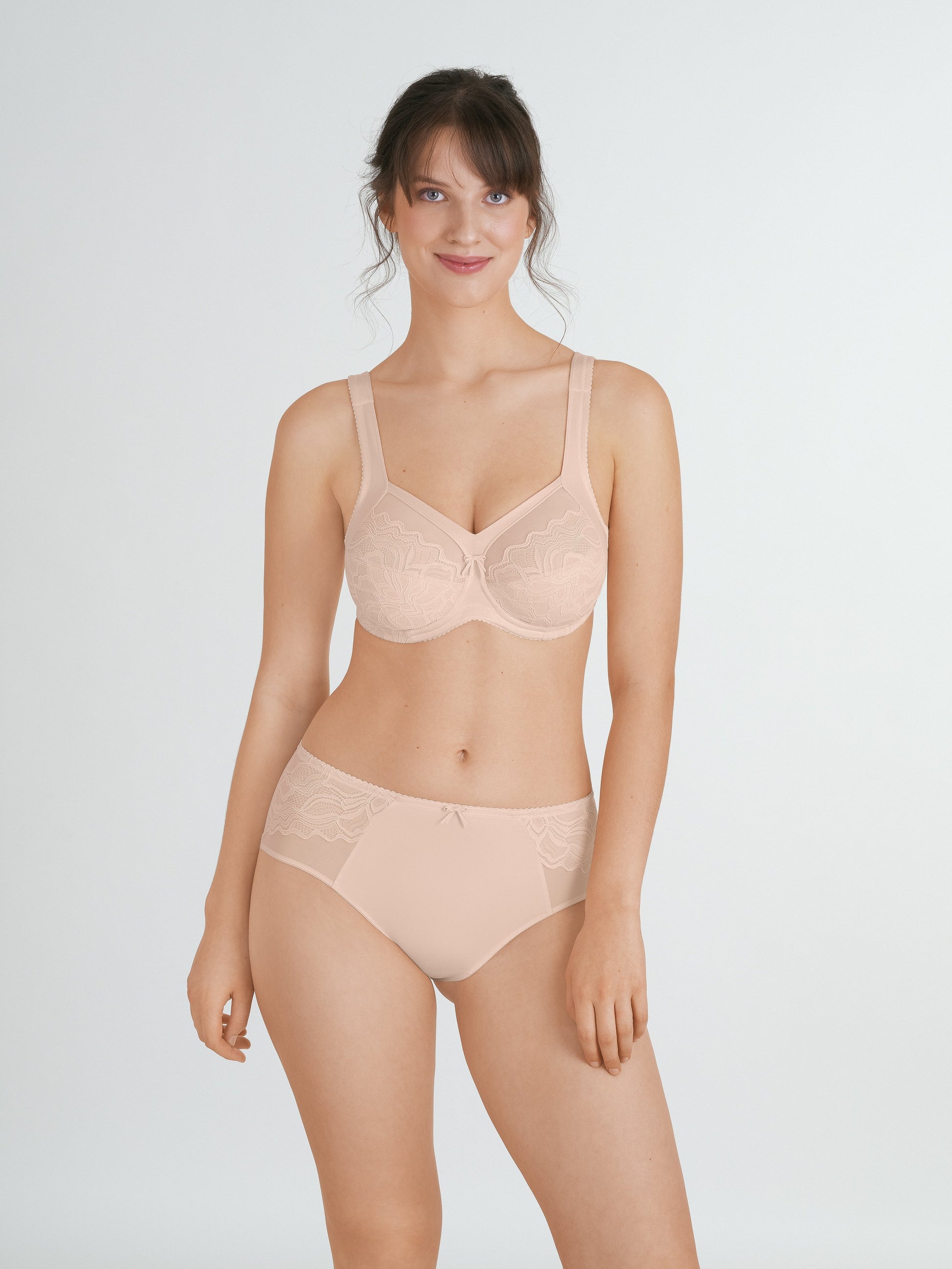 Lovely Lotus - Taillenslip (Peach Blossom)