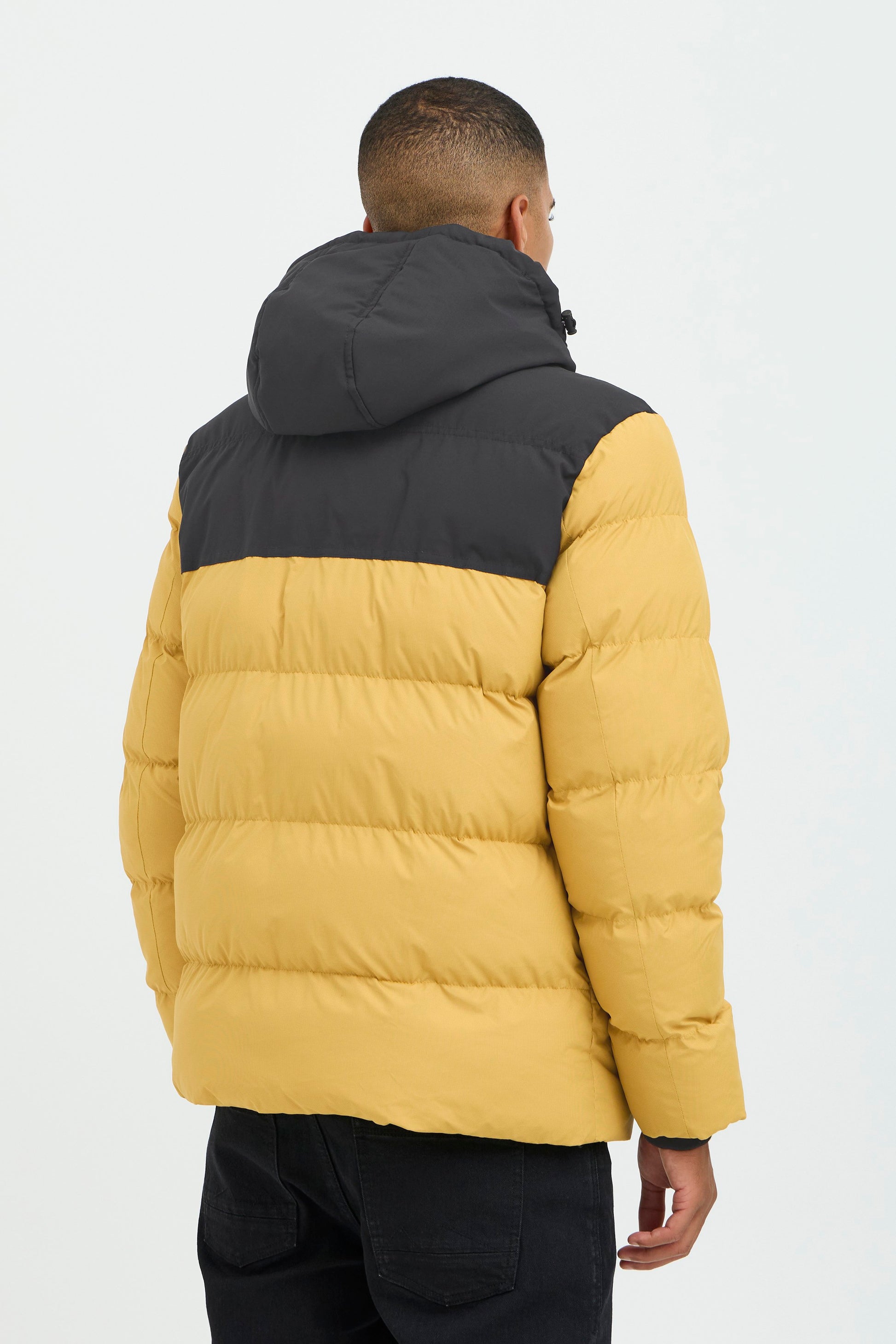 Outerwear (Narcissus)