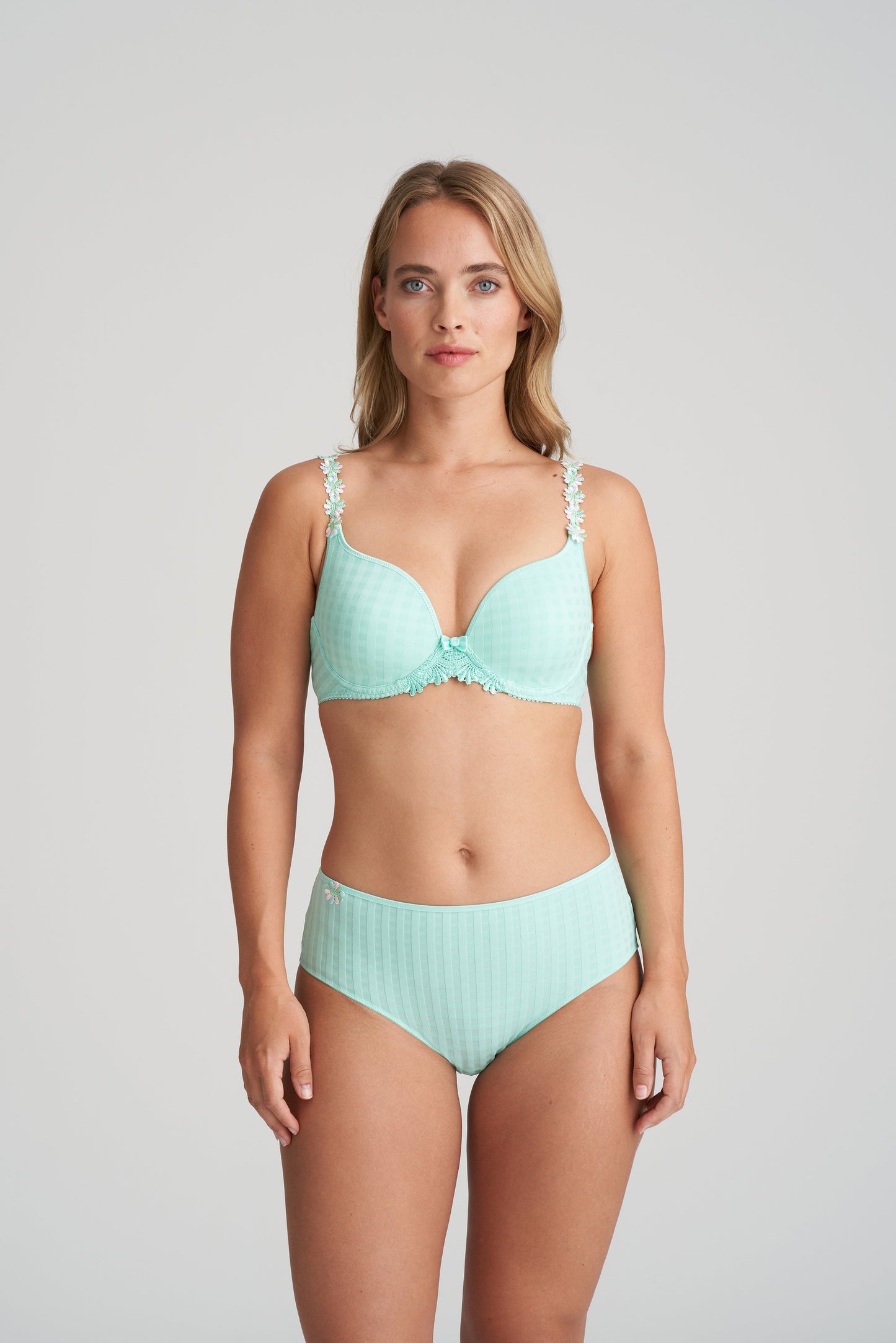 AVERO Miami mint Unterlegter BH Herzform (Mia)