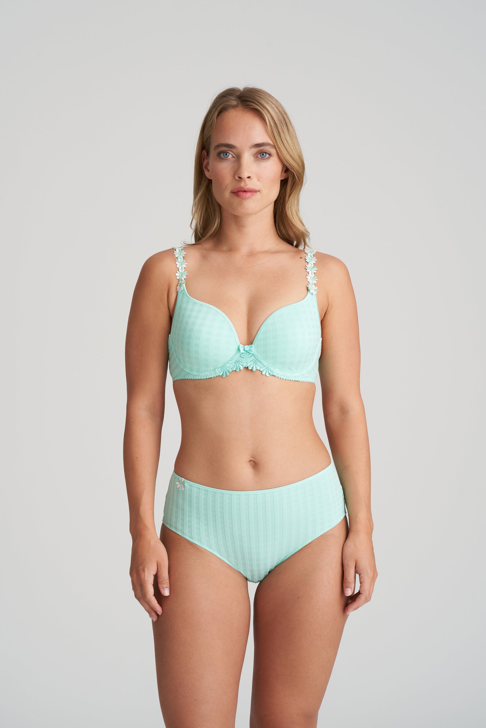 AVERO Miami mint Unterlegter BH Herzform (Mia)
