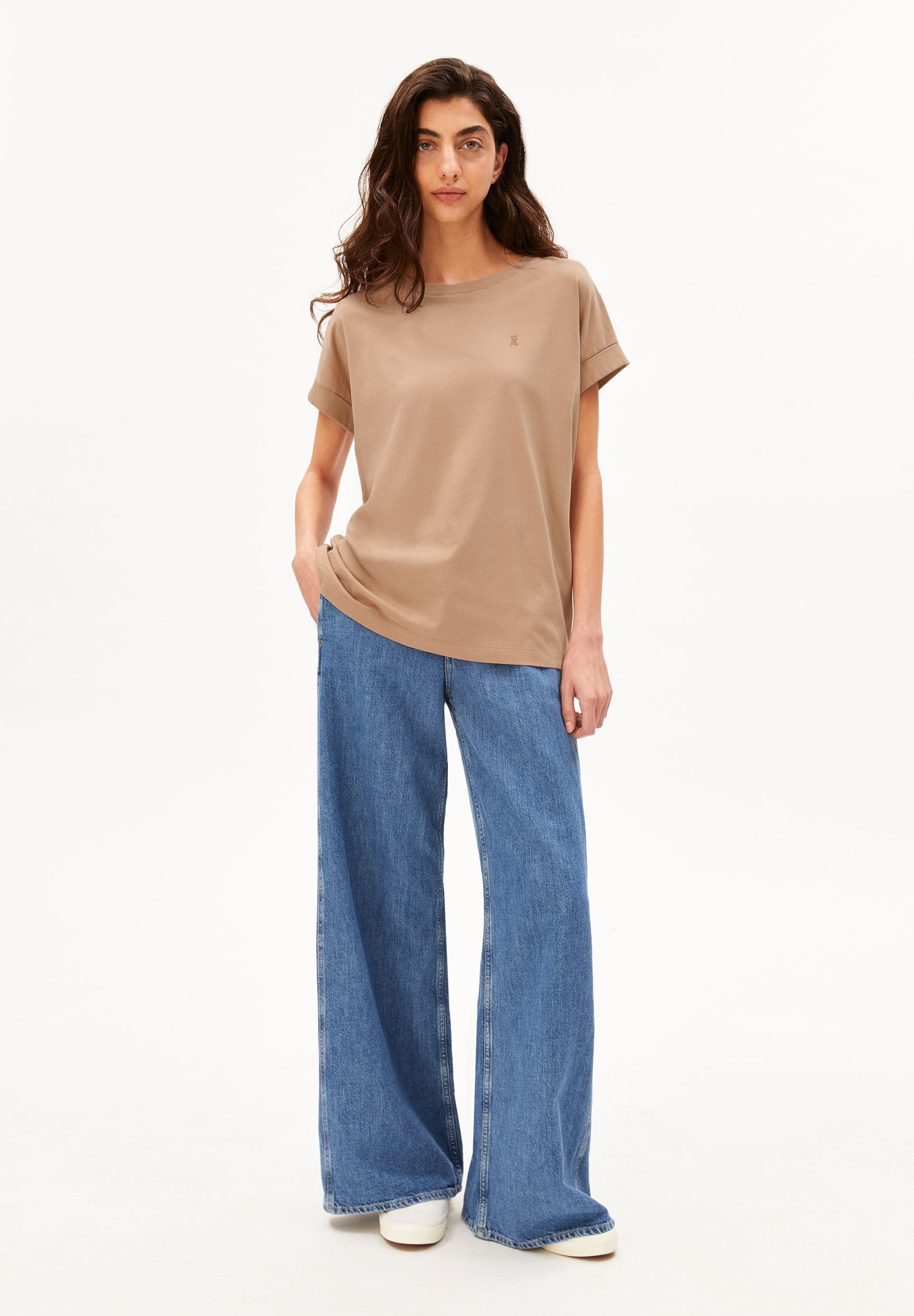 Idaara T-shirt (True Camel)