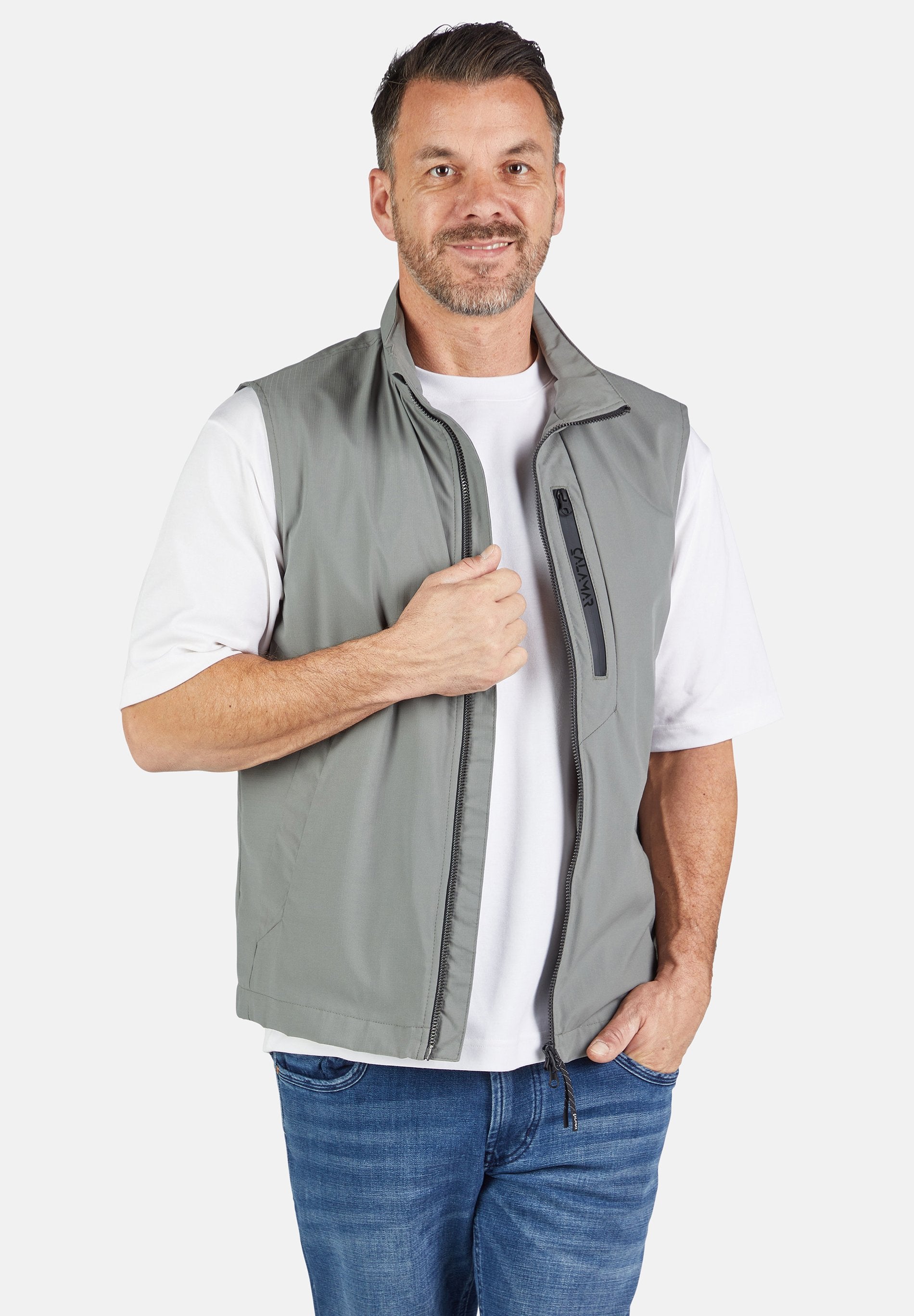 Outdoor Vests (Light Green)