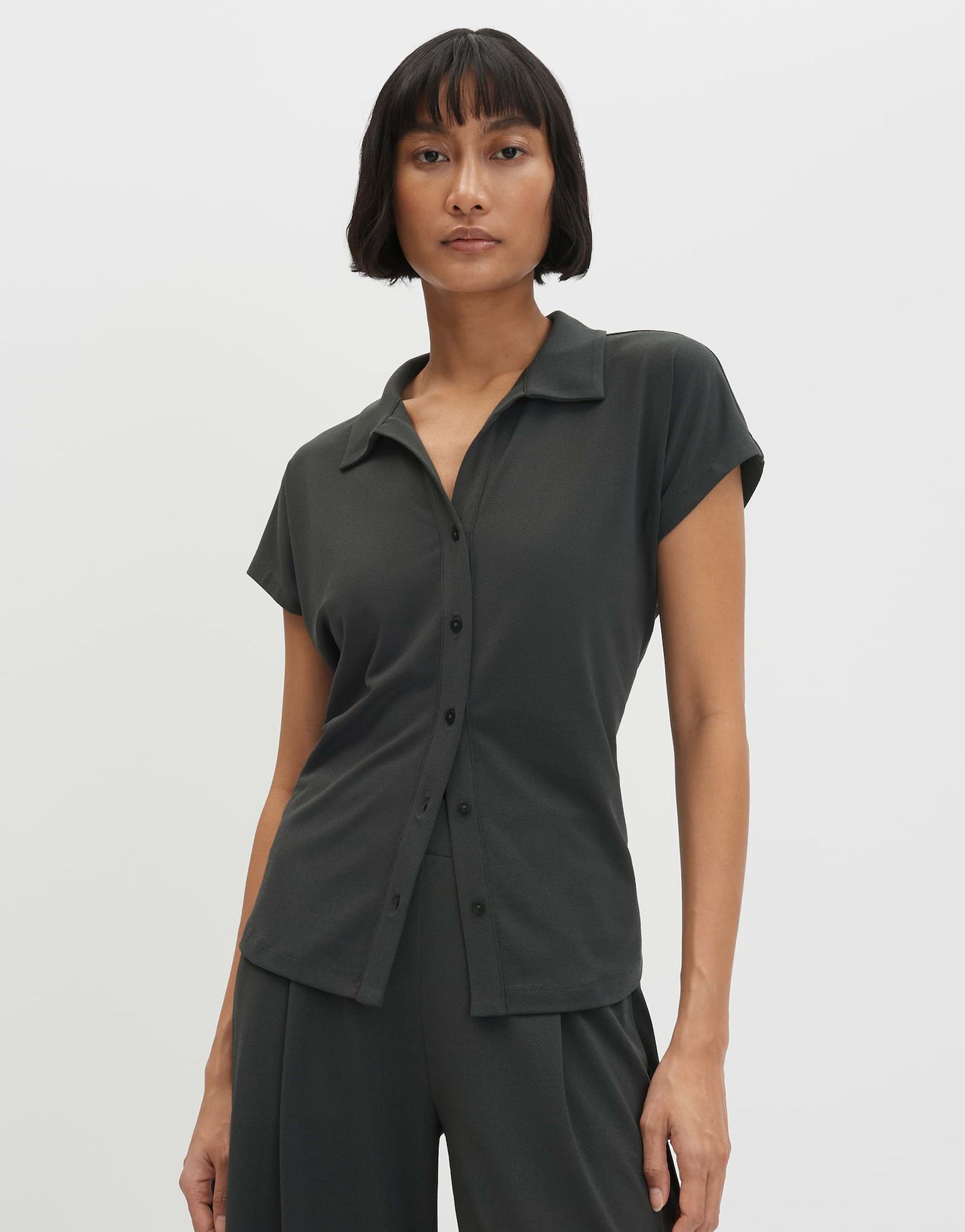 Konita (Midnight Olive)
