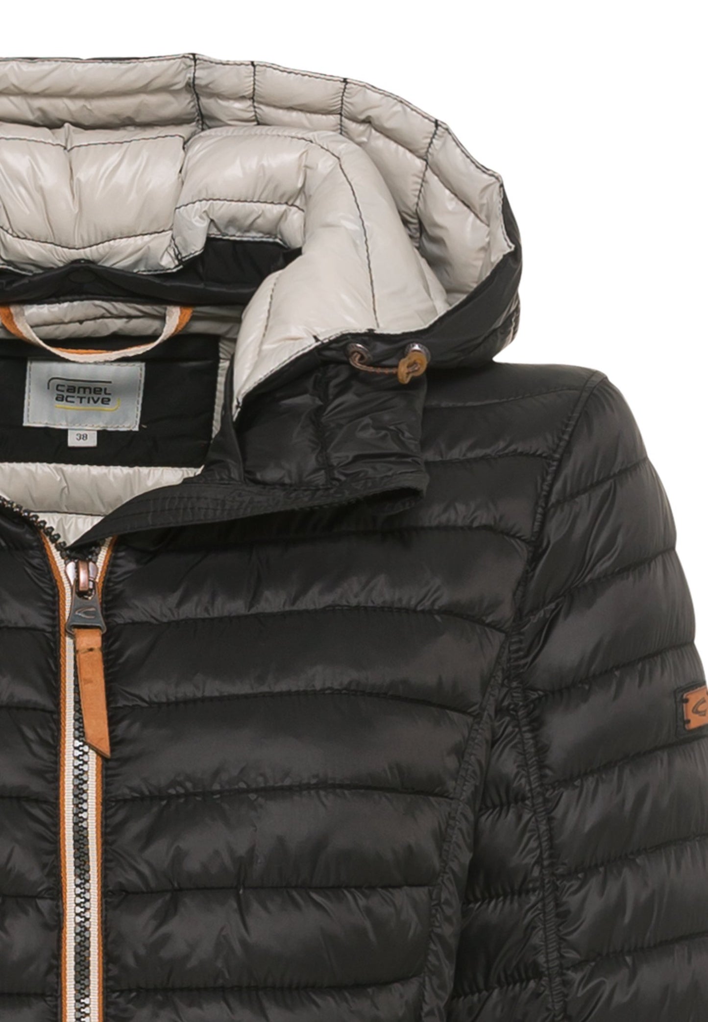 Leicht wattierte Steppjacke aus recyeltem Polyamid (Pearl)