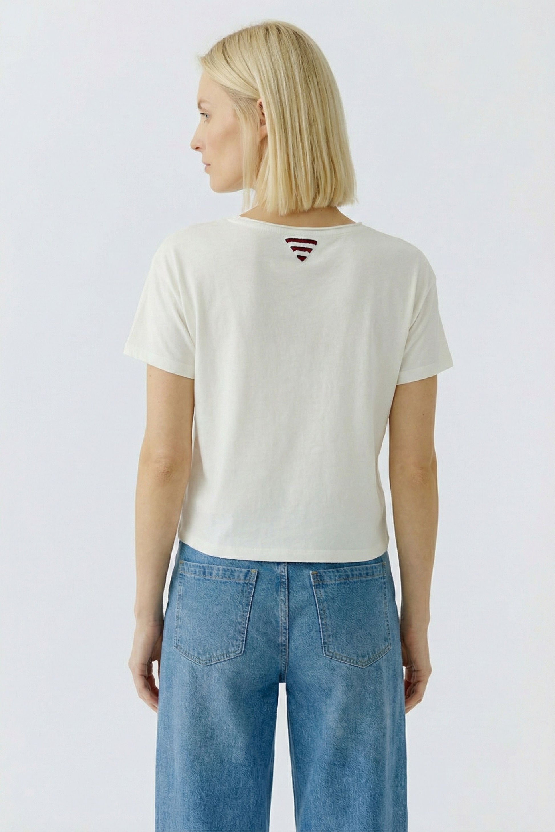 T-Shirt (Cloud Dancer)
