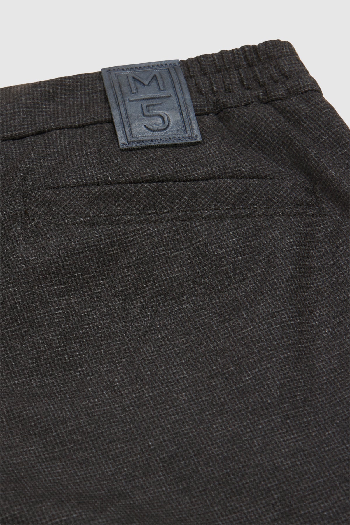 M5 Move 2-6510 (Dunkelbraun)