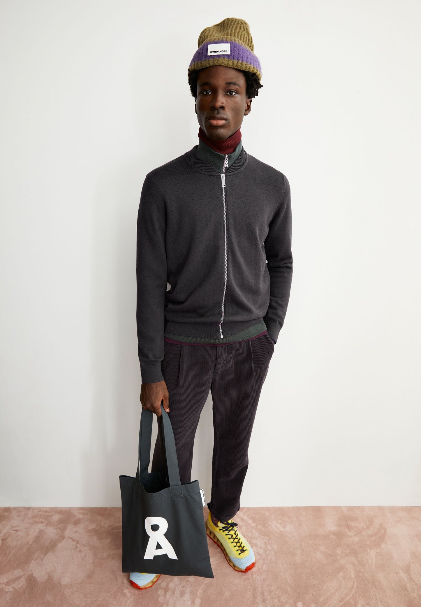 Agaamon Knit Jacket (Dark Steel)
