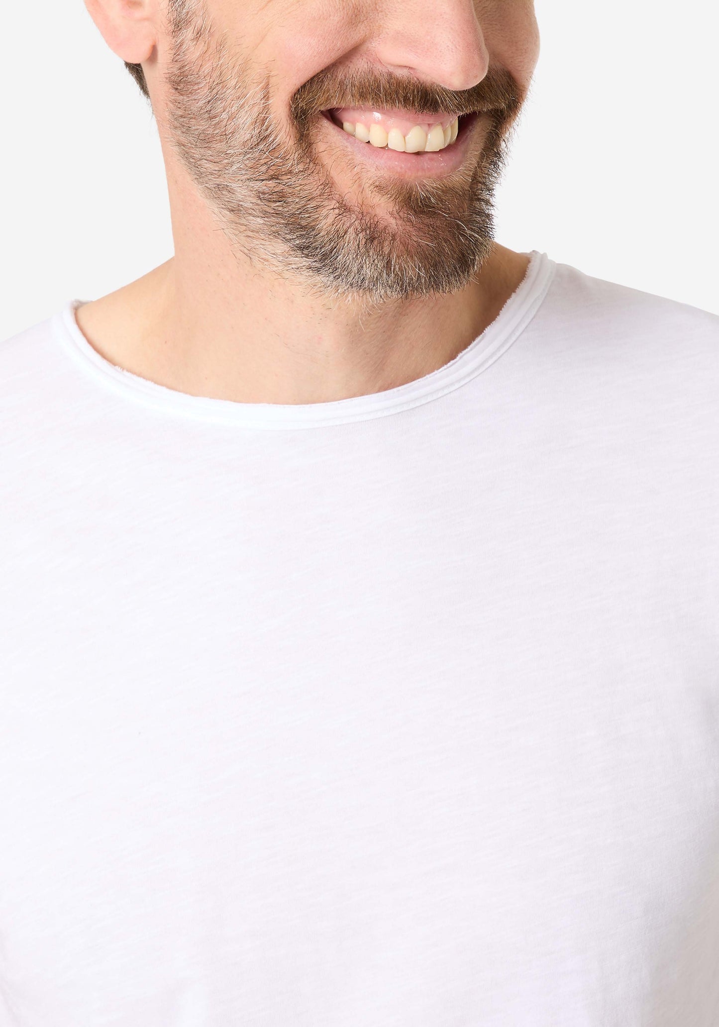 Ripped Basic T-Shirt (Pure White)