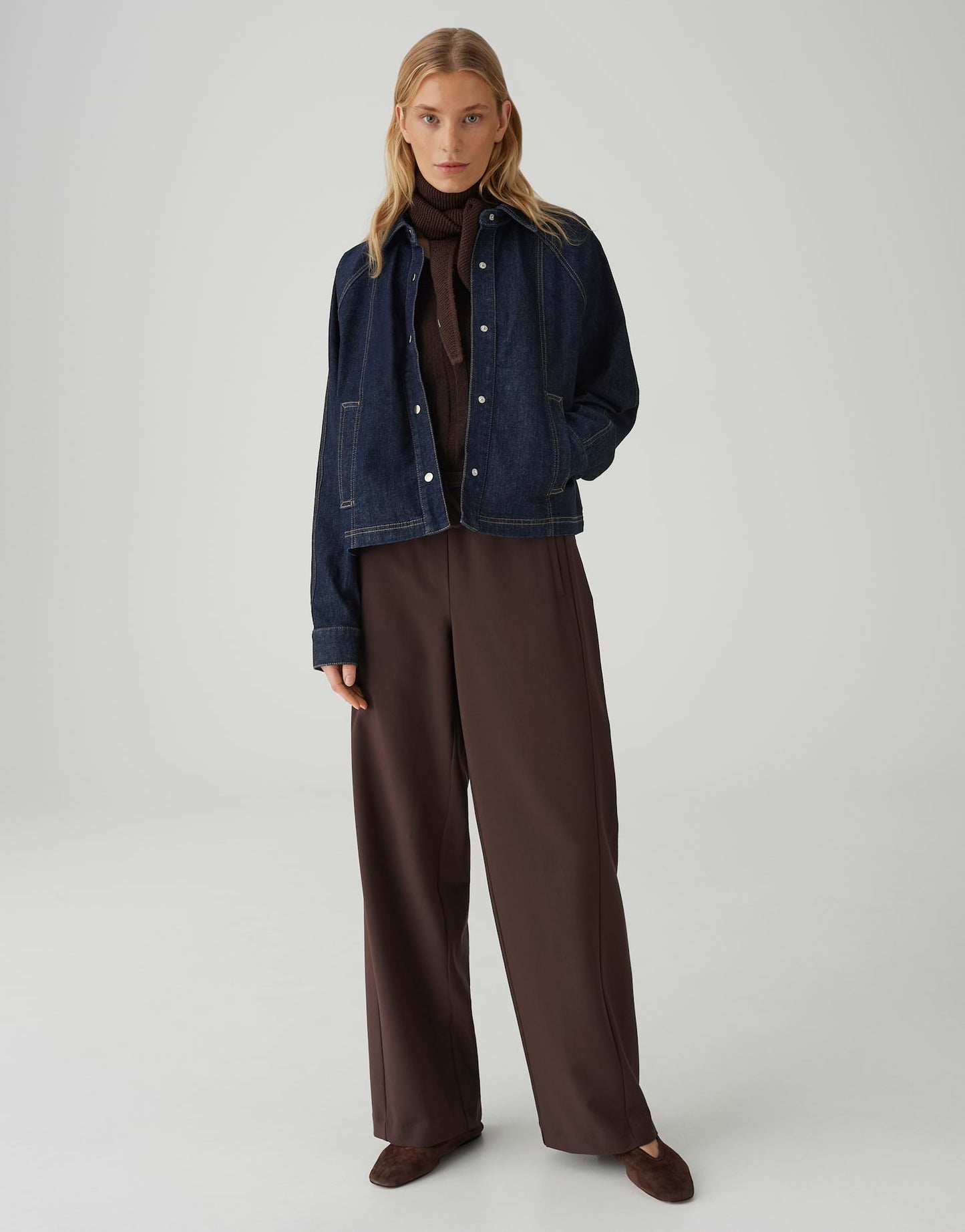 Jovena (Dark Bold Blue)