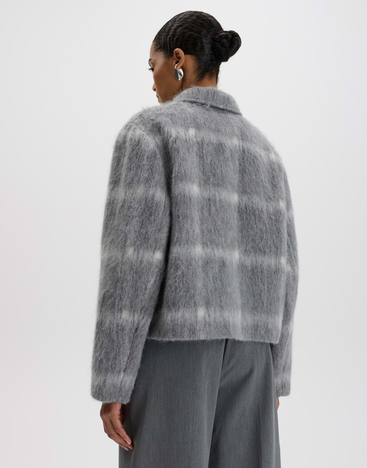 Nakaro (Featherstone M)