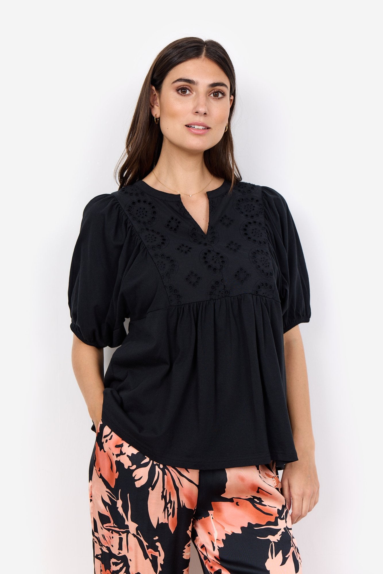 Sc-loraine 7 (Black)
