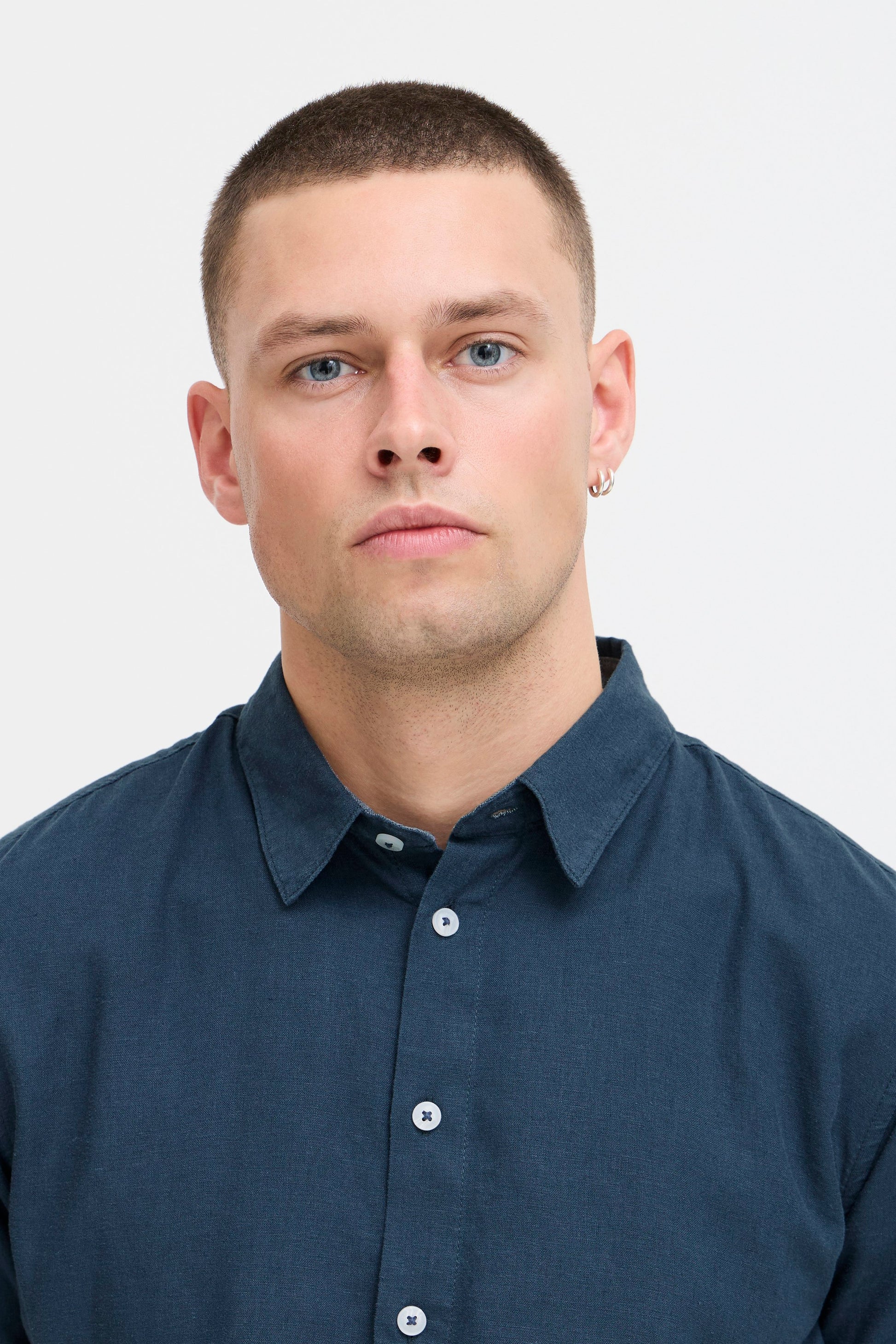 BHBOBBY Shirt ss (Dress Blues)