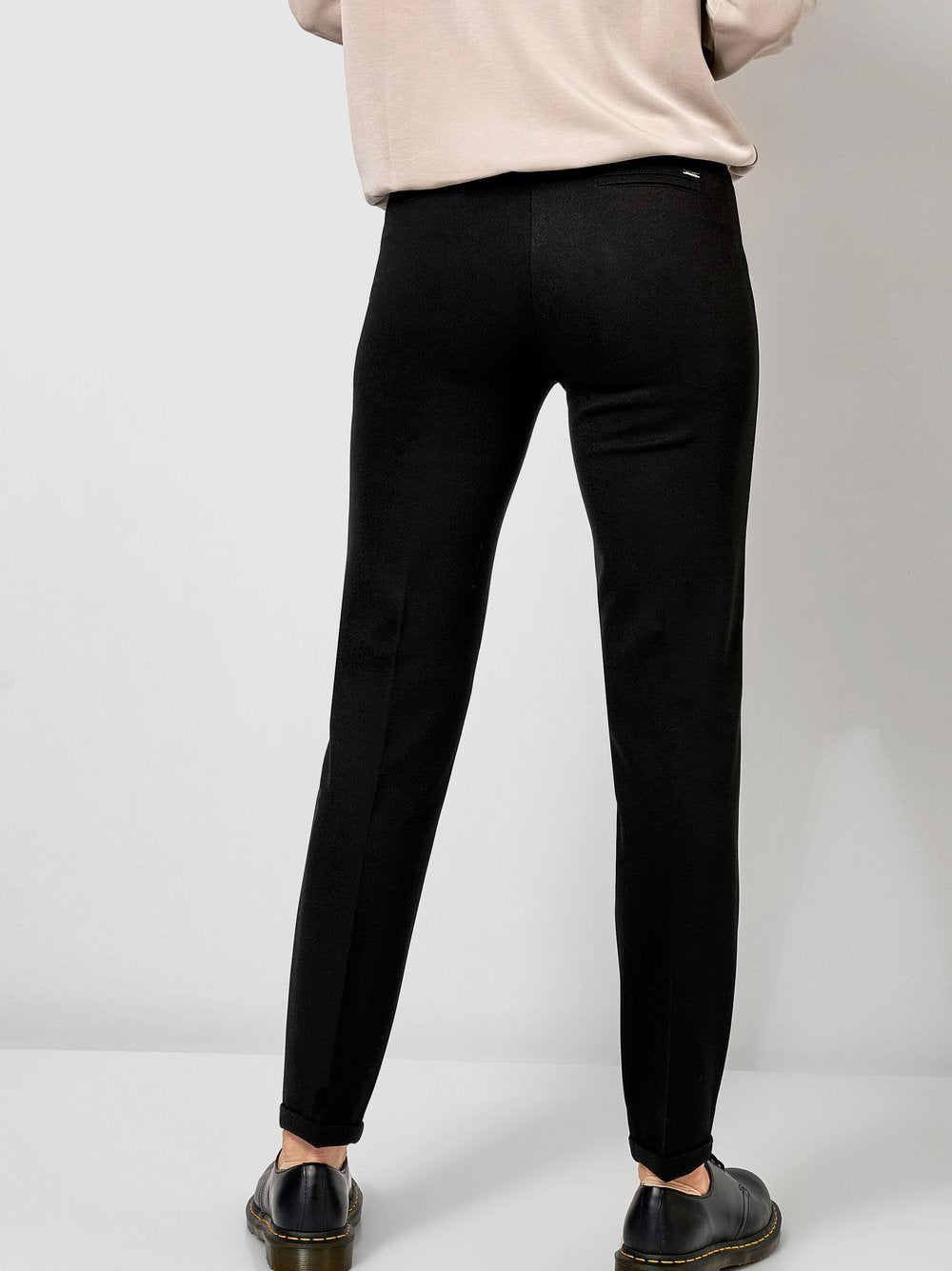 Jolie Turn Up (Black)