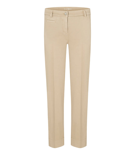 Stella cropped (Golden Wheat)