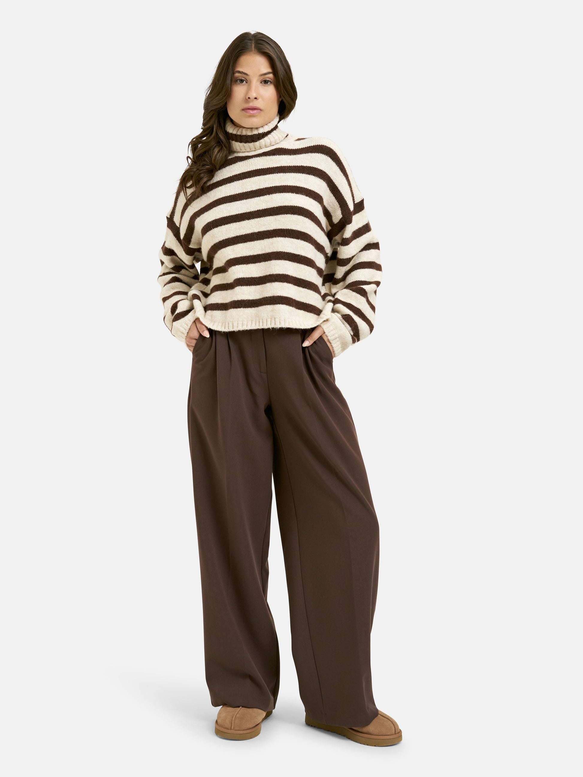 Striped Boxy Turtle Neck Pullover (Choco Print)