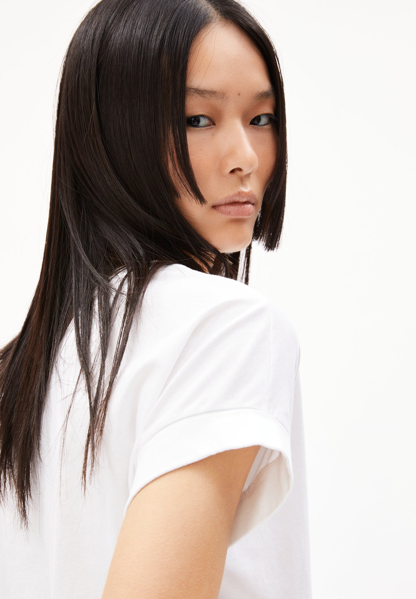 Idaara (White)