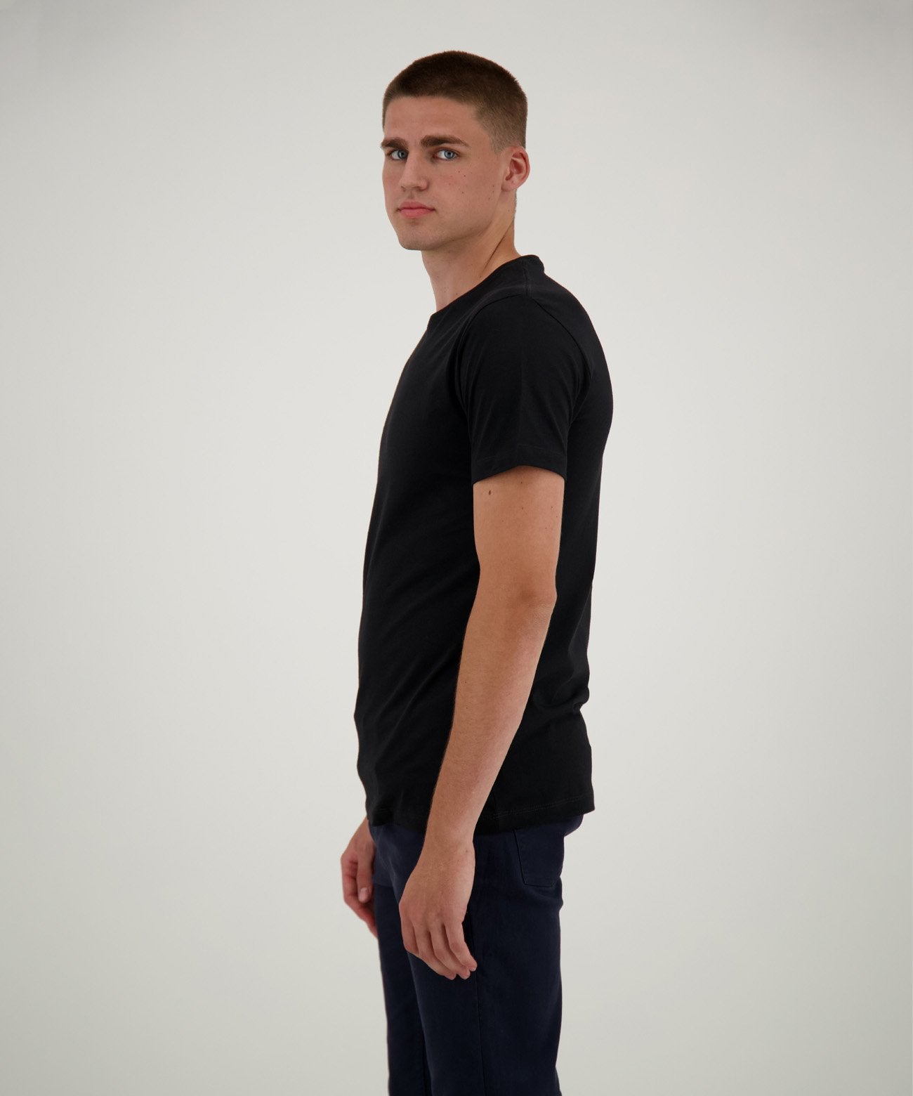 2 T-Shirt Doppelpack Bodyfit mit Rundhals (Schwarz)